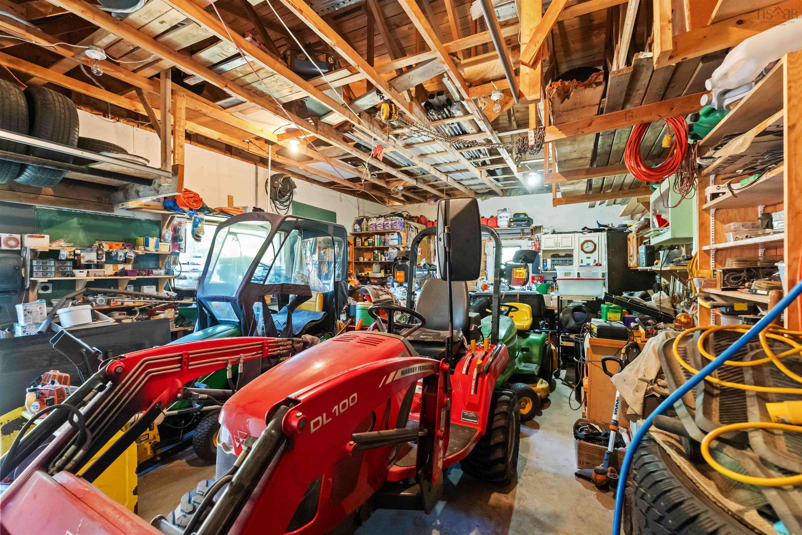 $389,900.00: 772 Parker Mountain Road, Parkers Cove