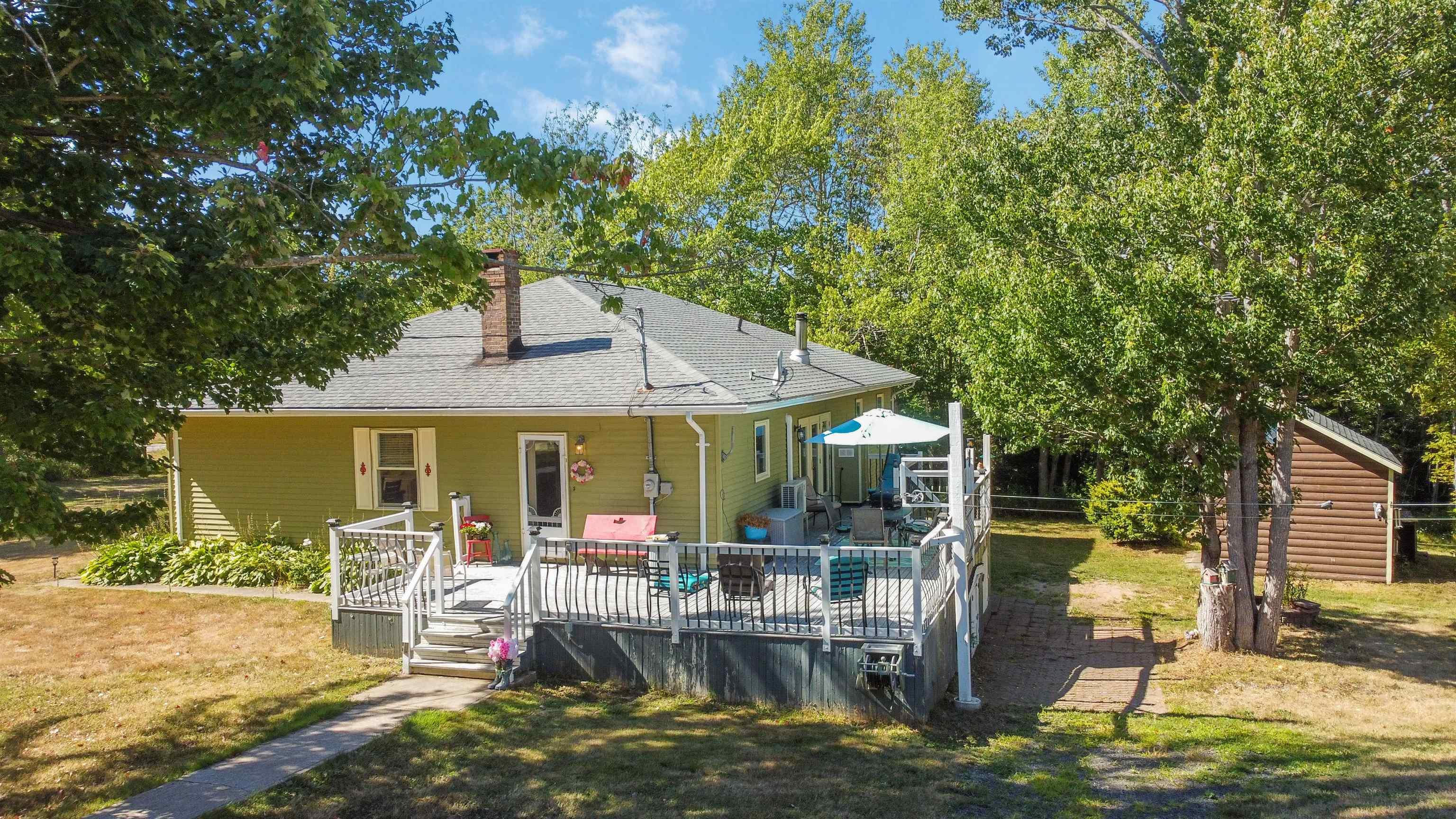 $389,900.00: 772 Parker Mountain Road, Parkers Cove