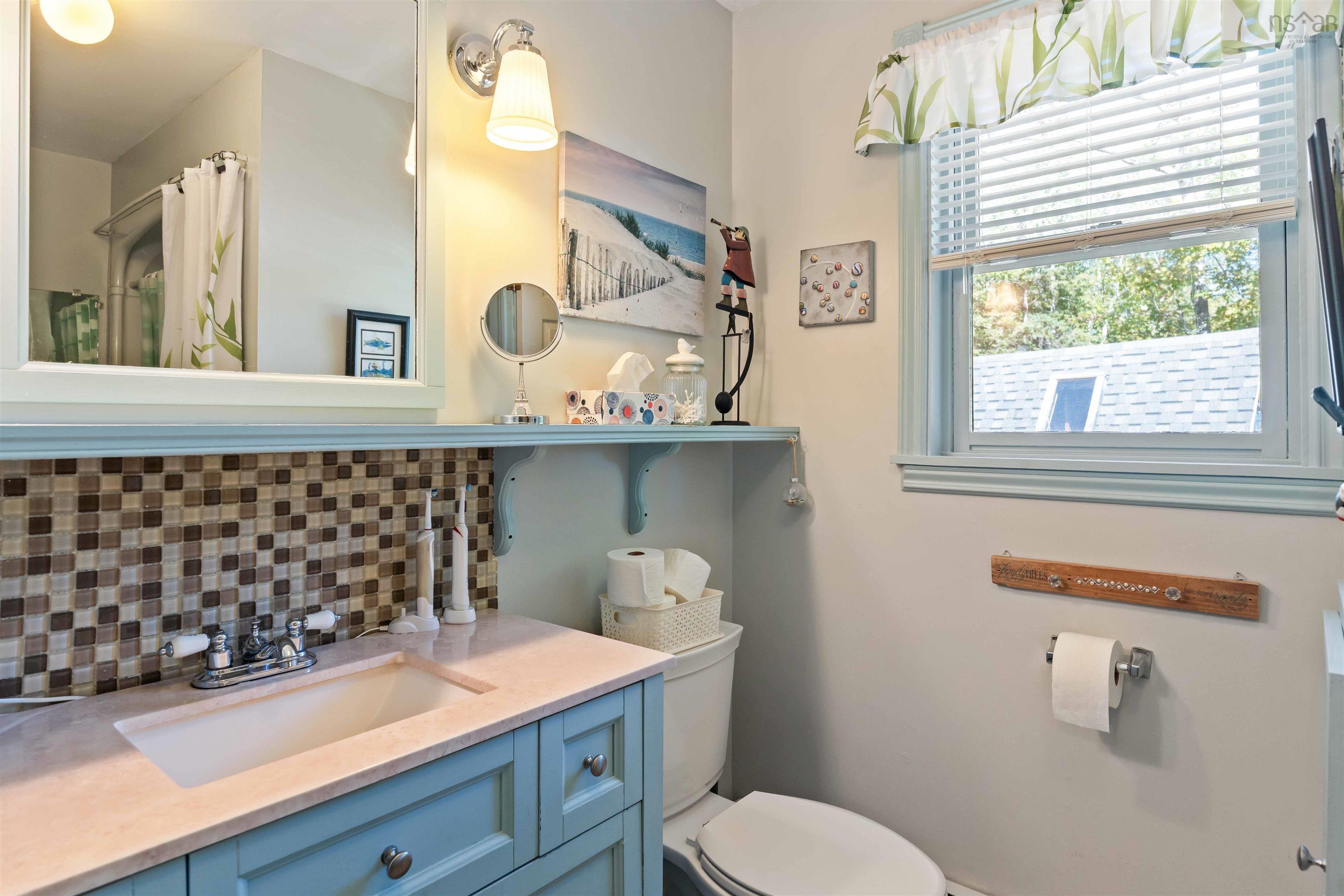 $389,900.00: 772 Parker Mountain Road, Parkers Cove