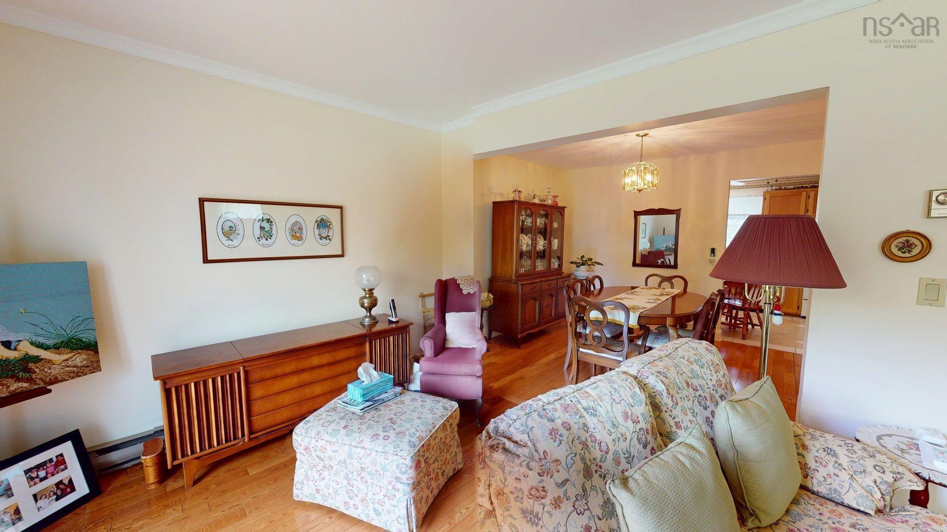 $274,900.00: 3 20 Connaught Avenue, Middleton