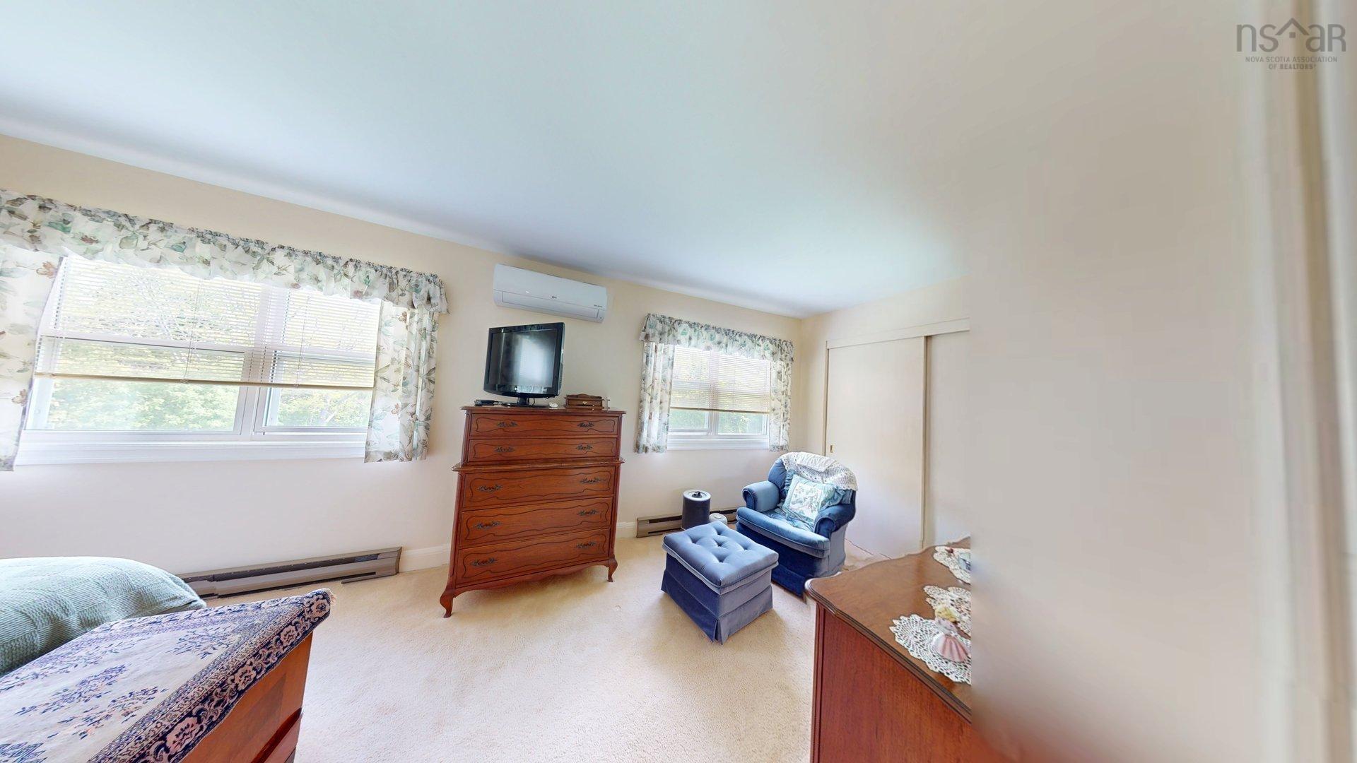 $274,900.00: 3 20 Connaught Avenue, Middleton