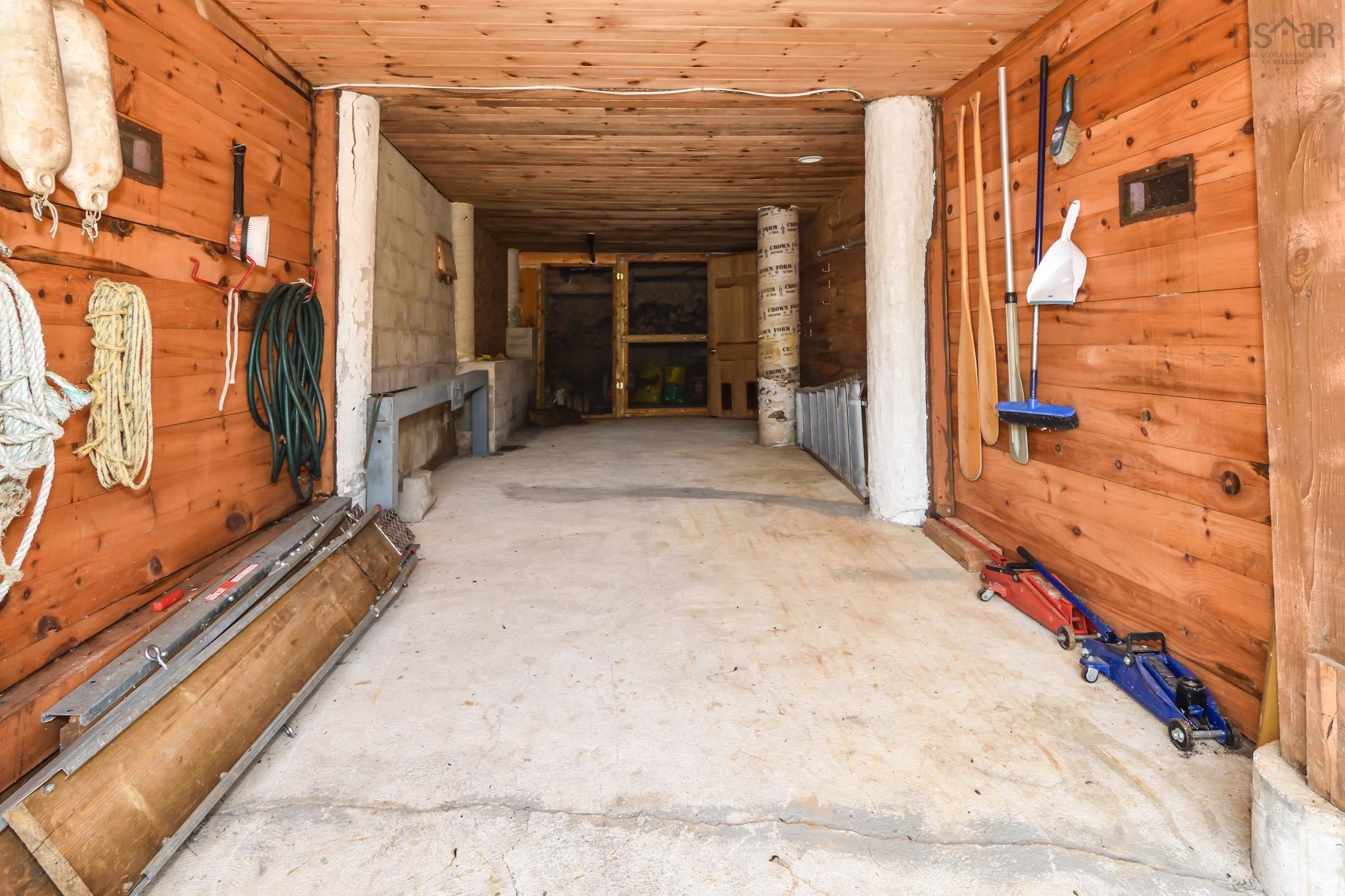 $475,000.00: 491 Peters Point Road, South Brookfield