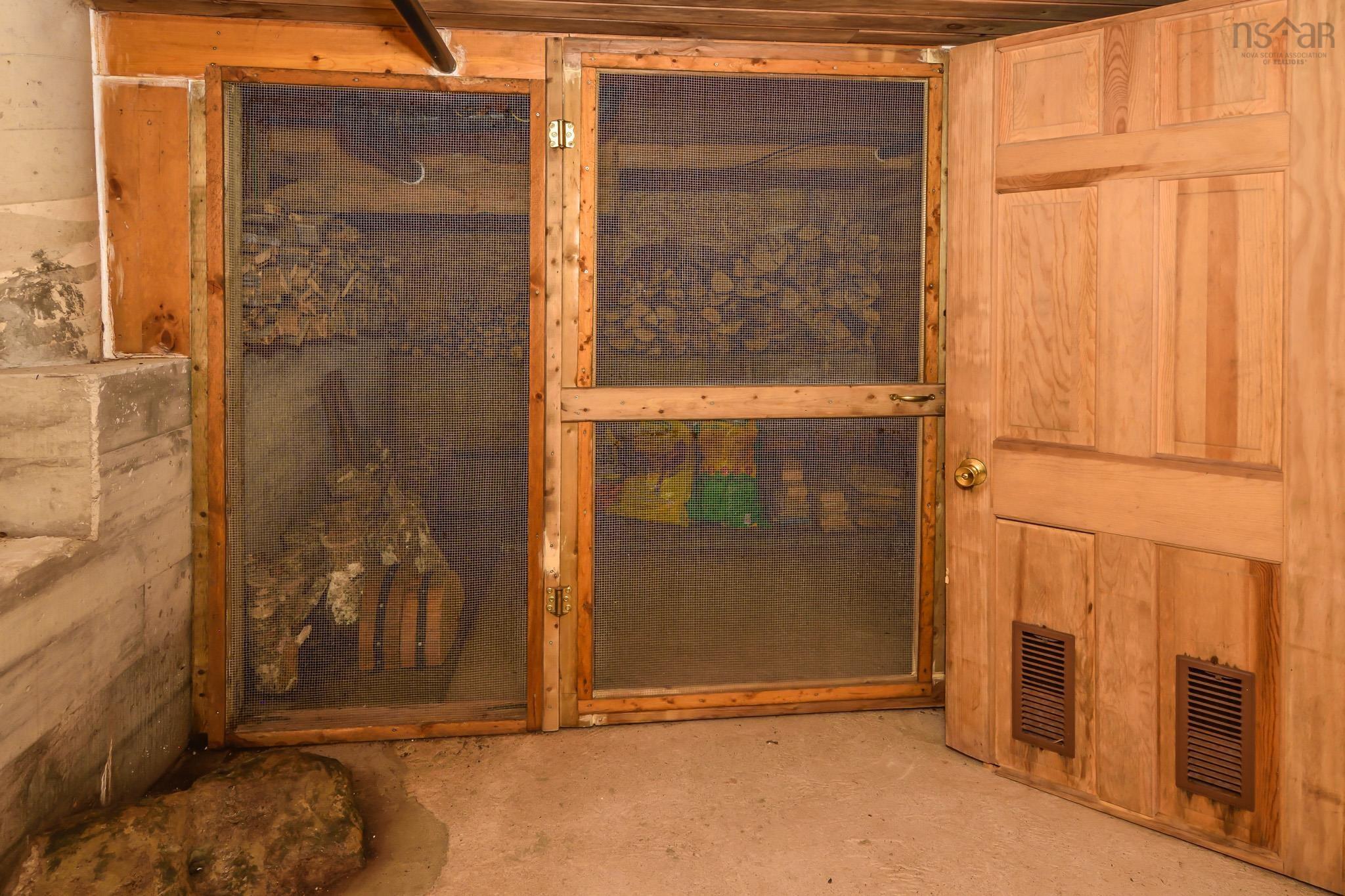 $475,000.00: 491 Peters Point Road, South Brookfield