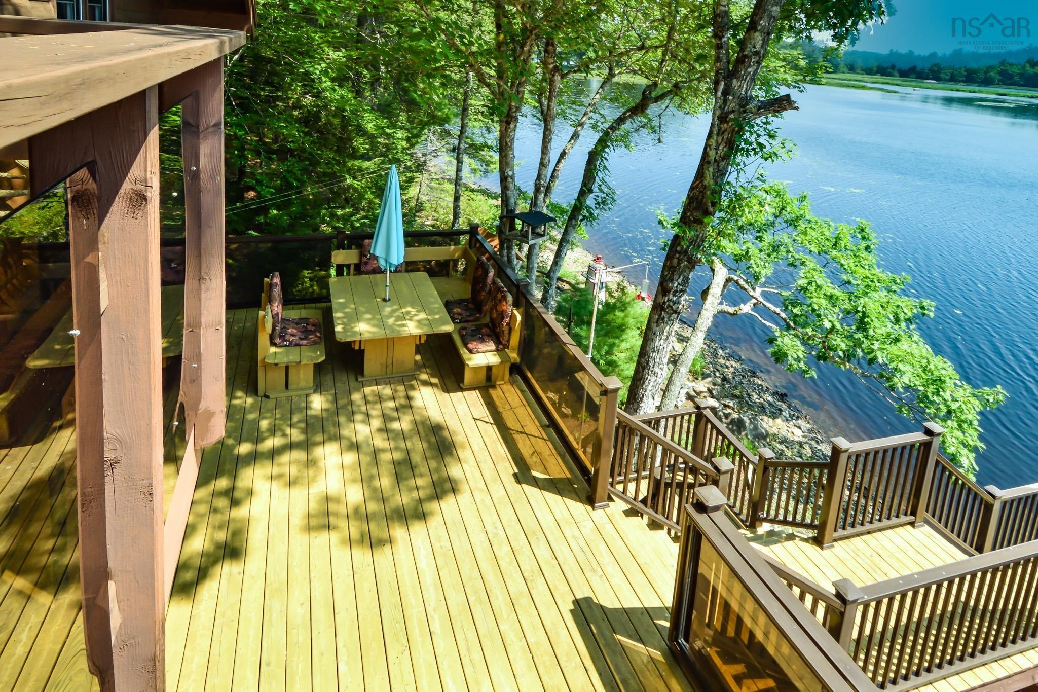 $475,000.00: 491 Peters Point Road, South Brookfield