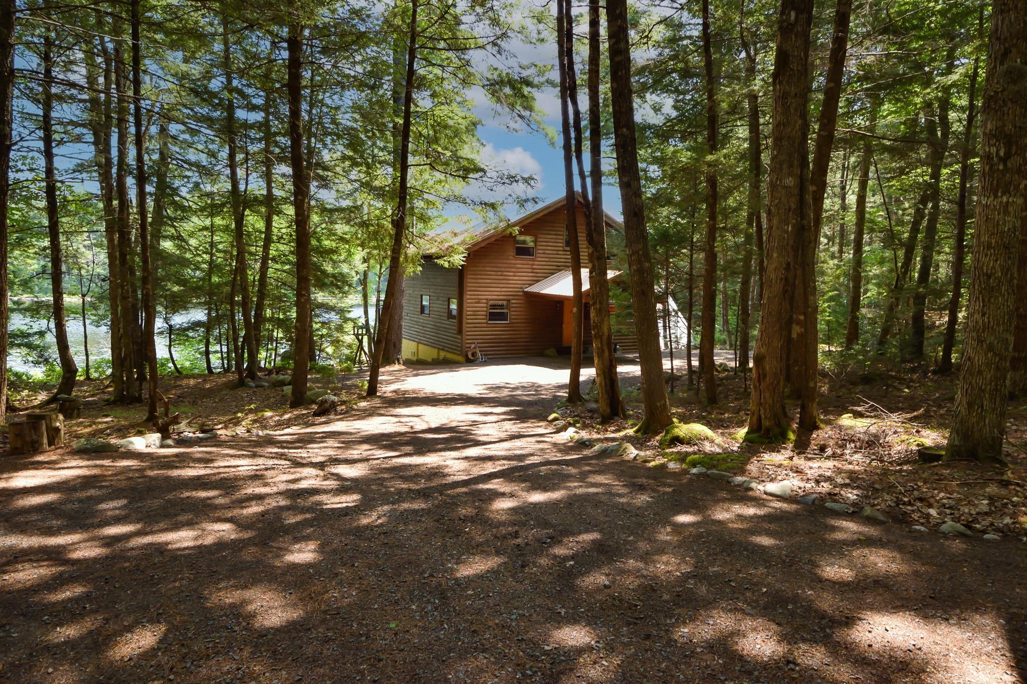 $475,000.00: 491 Peters Point Road, South Brookfield