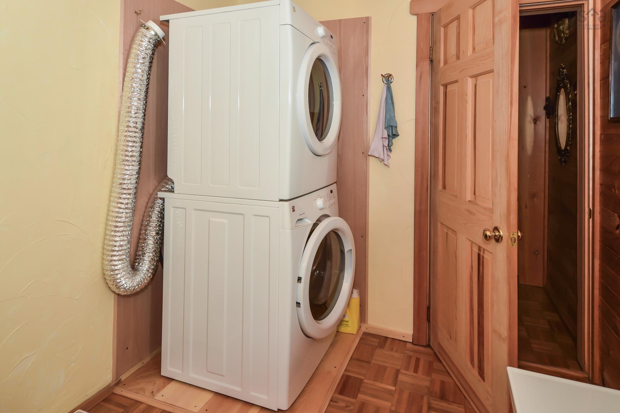 $475,000.00: 491 Peters Point Road, South Brookfield