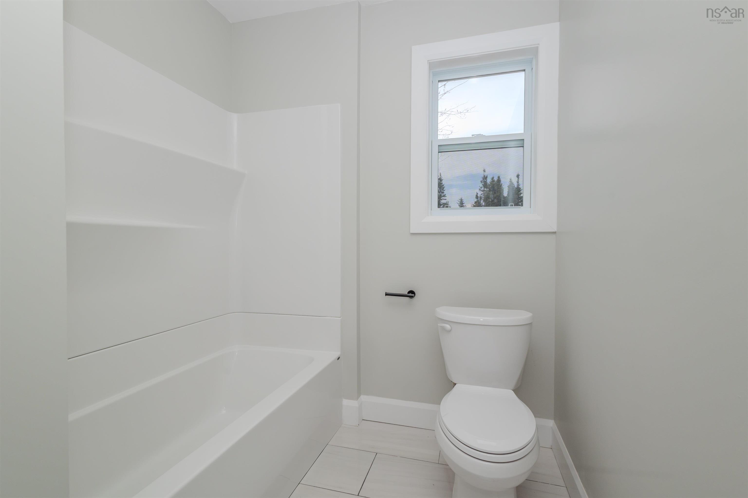 $359,900.00: 36 Brewer Drive, Mira Gut