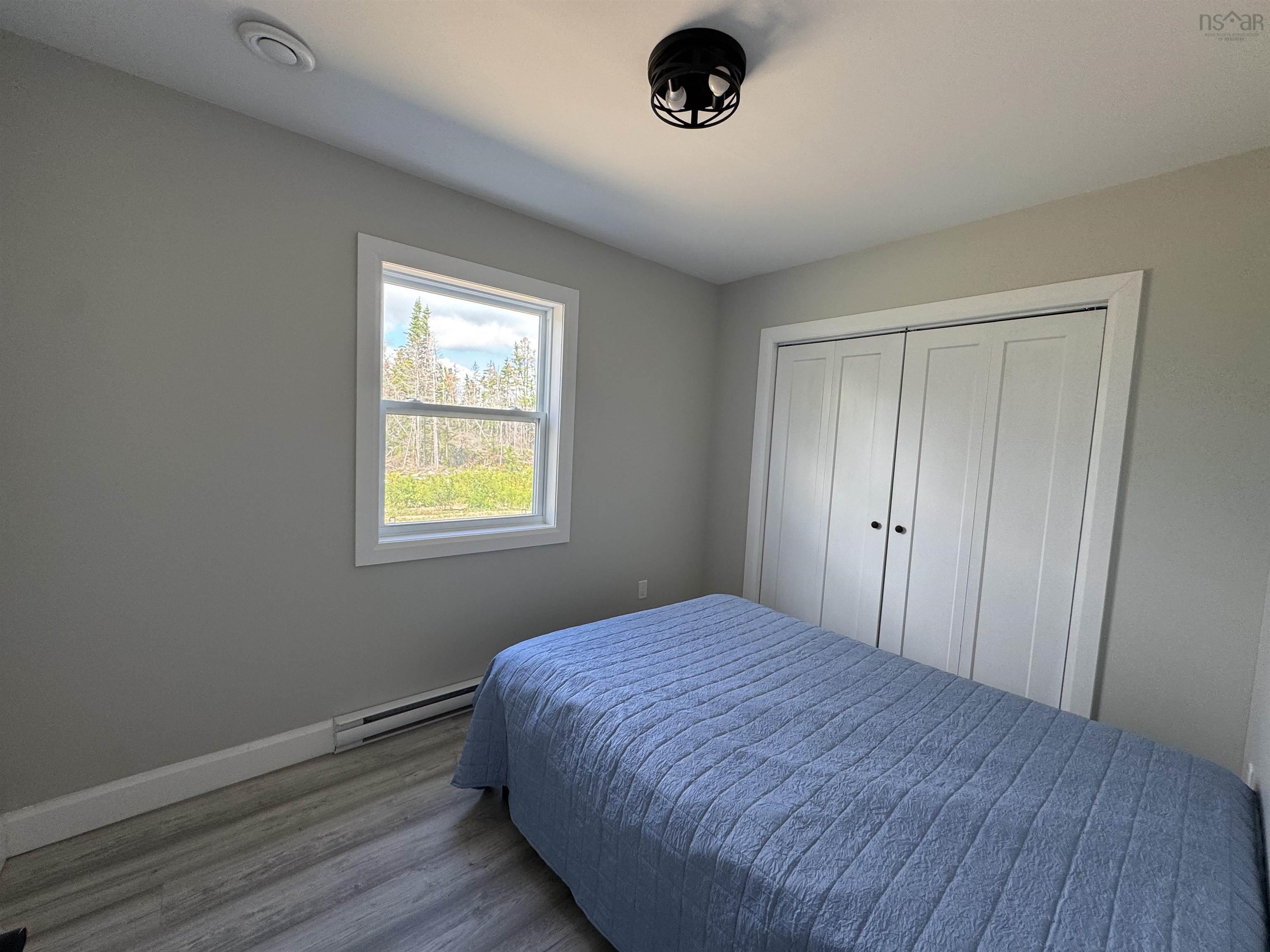 $359,900.00: 36 Brewer Drive, Mira Gut