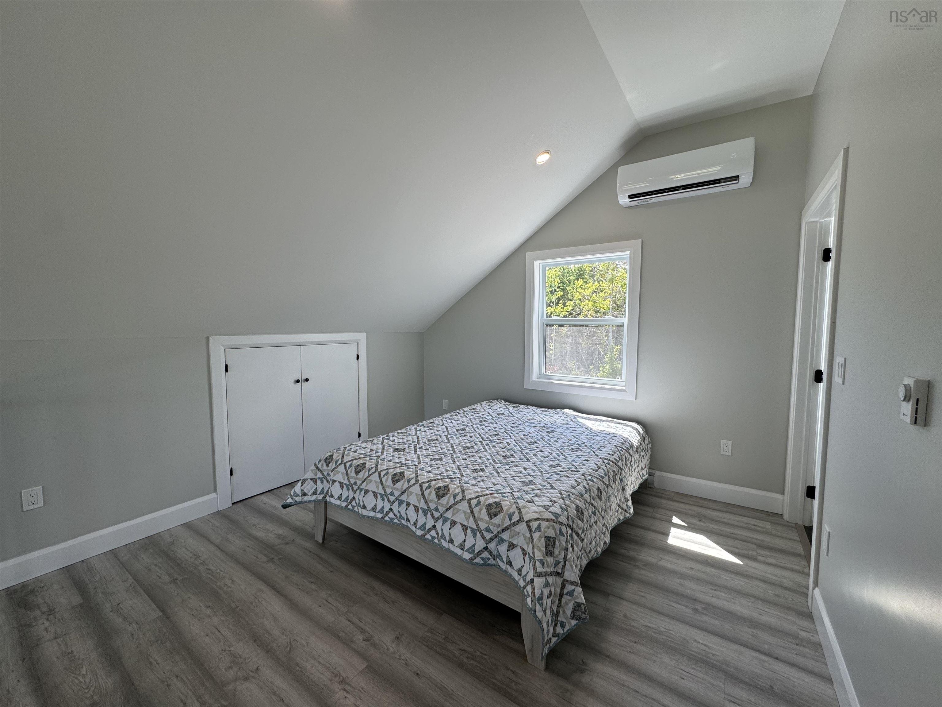 $359,900.00: 36 Brewer Drive, Mira Gut