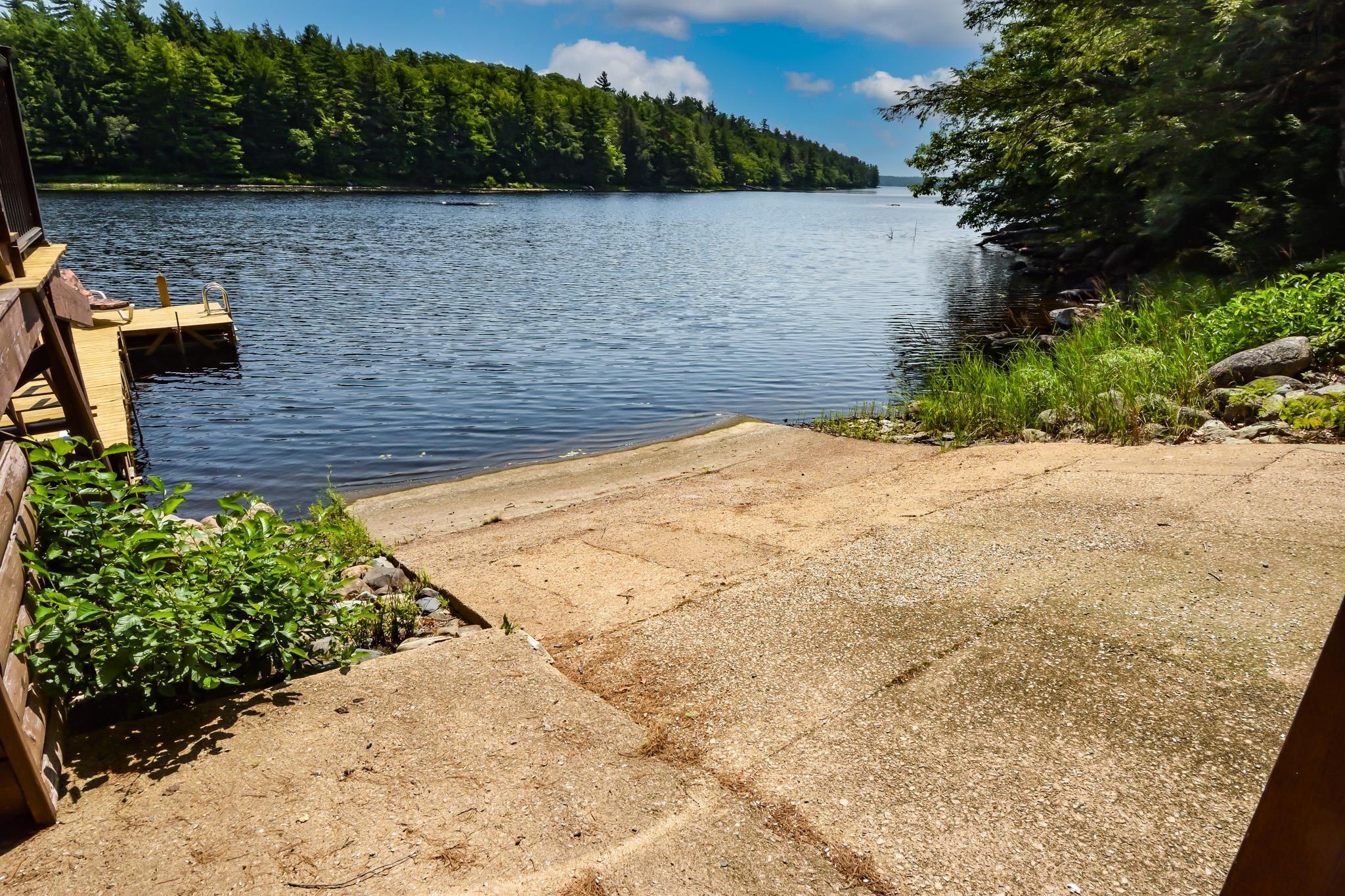 $475,000.00: 491 Peters Point Road, South Brookfield