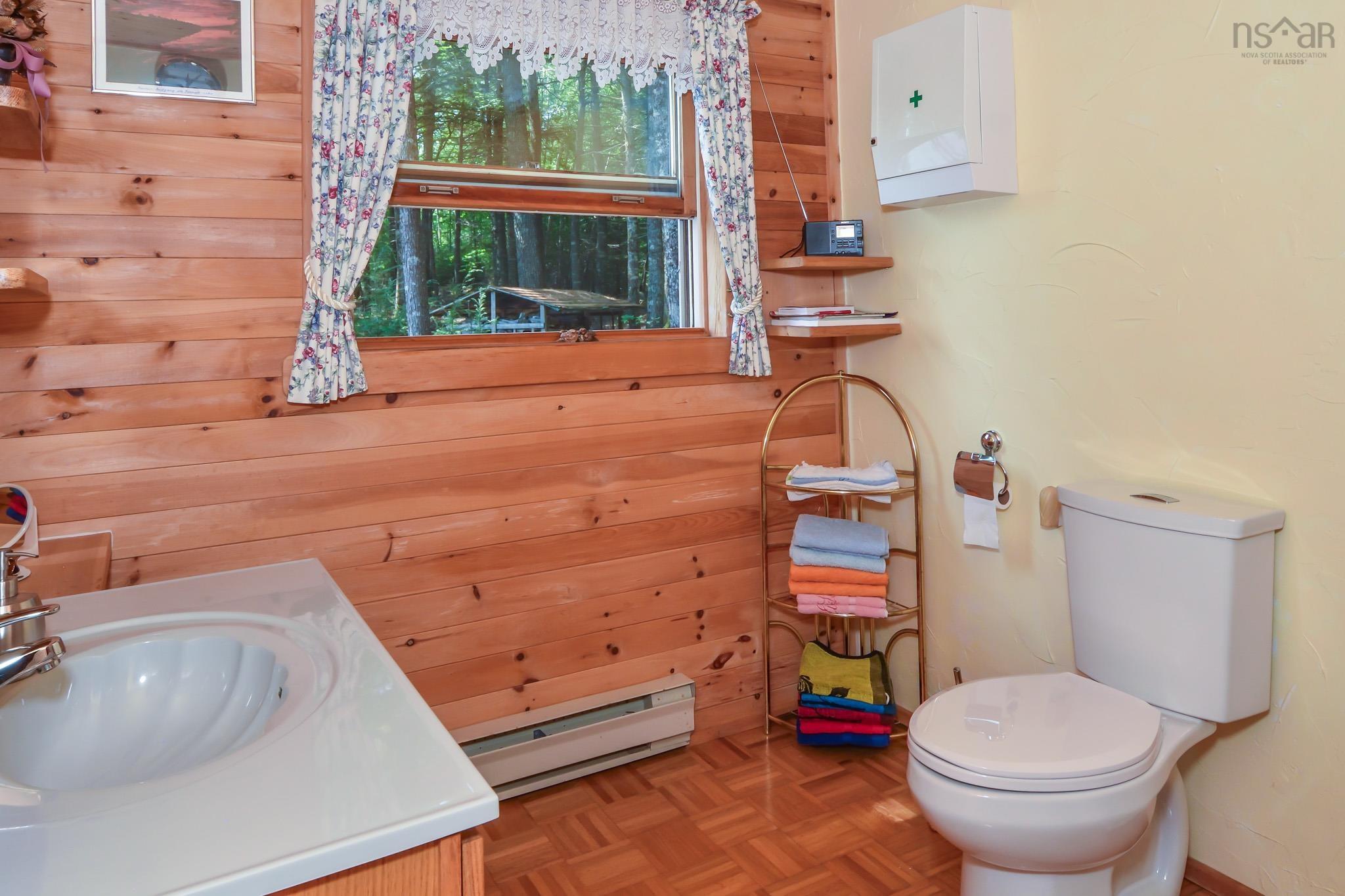 $475,000.00: 491 Peters Point Road, South Brookfield