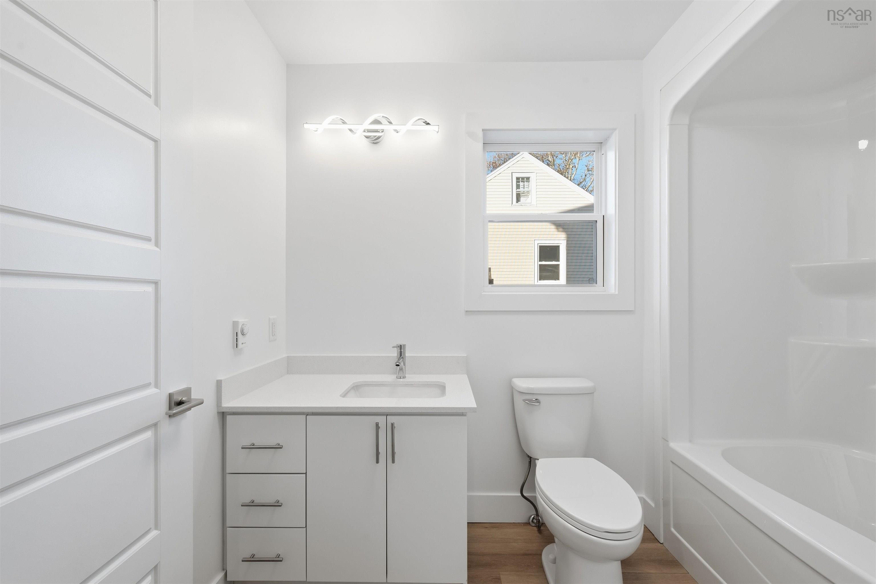 $1,499,000.00: 2 Bryden Avenue, Halifax