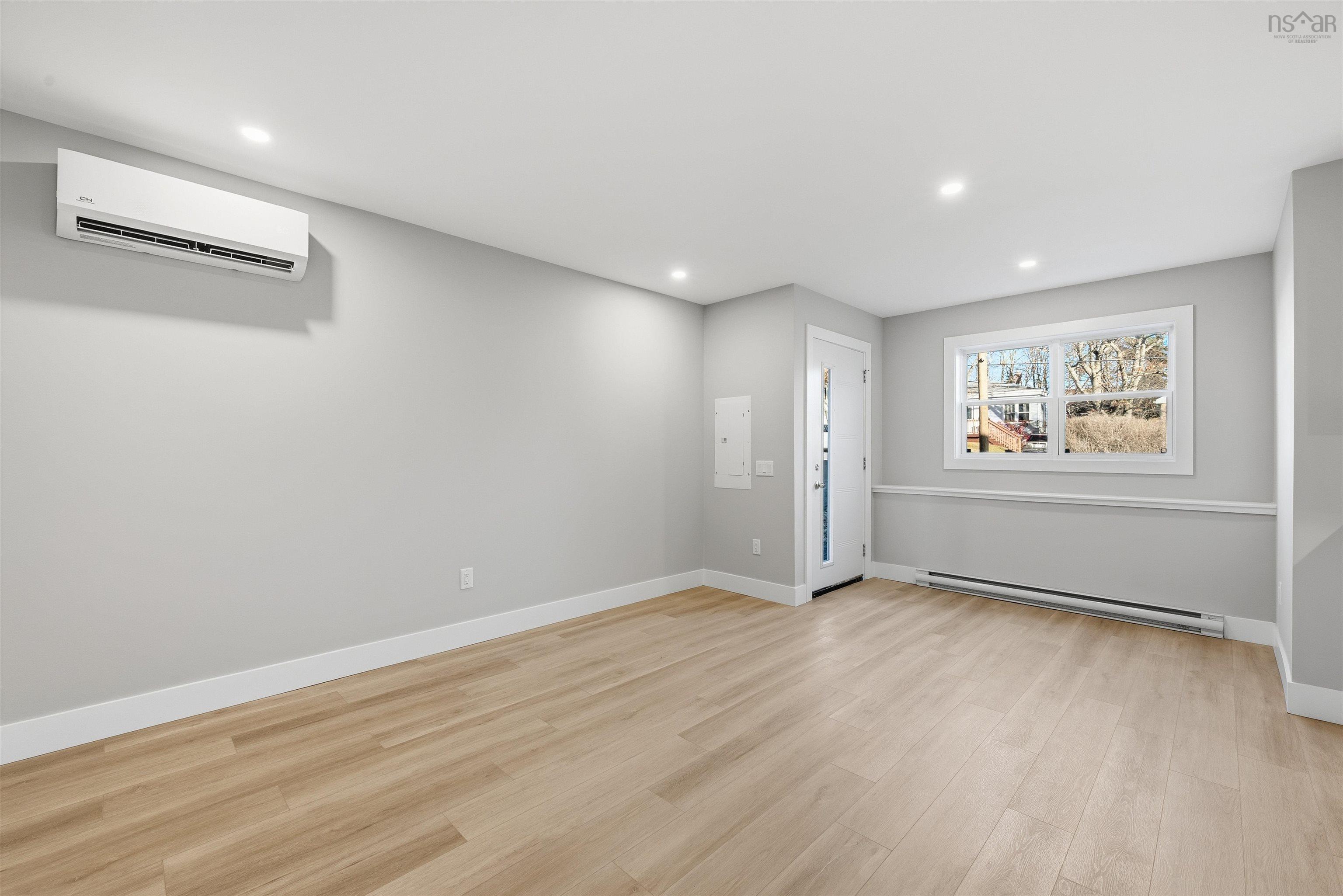 $1,499,000.00: 2 Bryden Avenue, Halifax