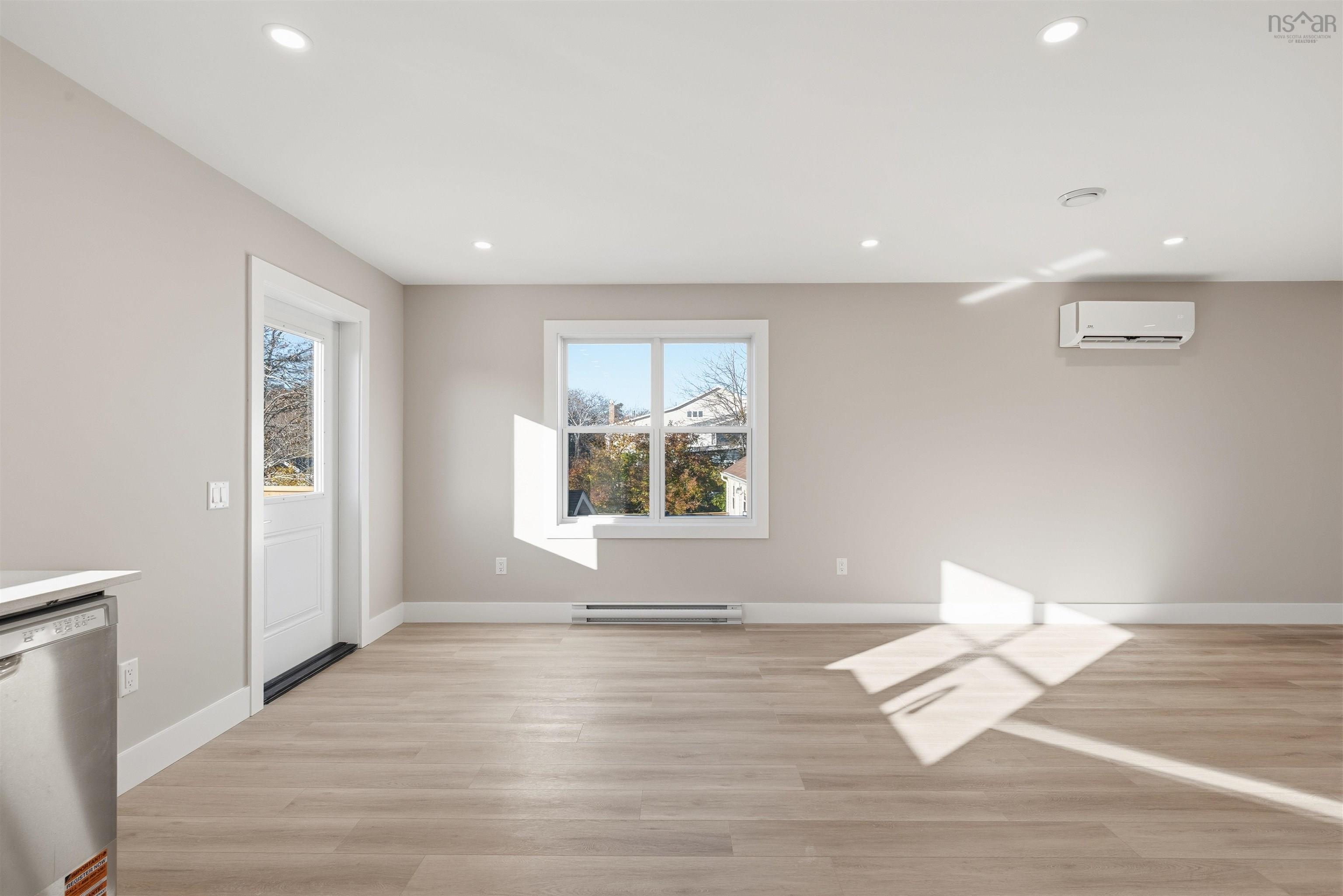 $1,499,000.00: 2 Bryden Avenue, Halifax