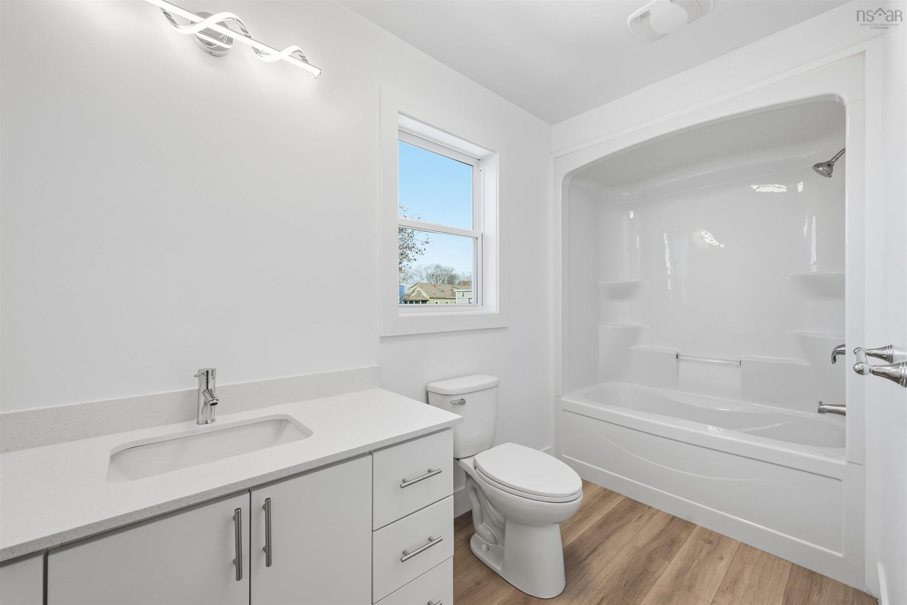 $1,499,000.00: 2 Bryden Avenue, Halifax