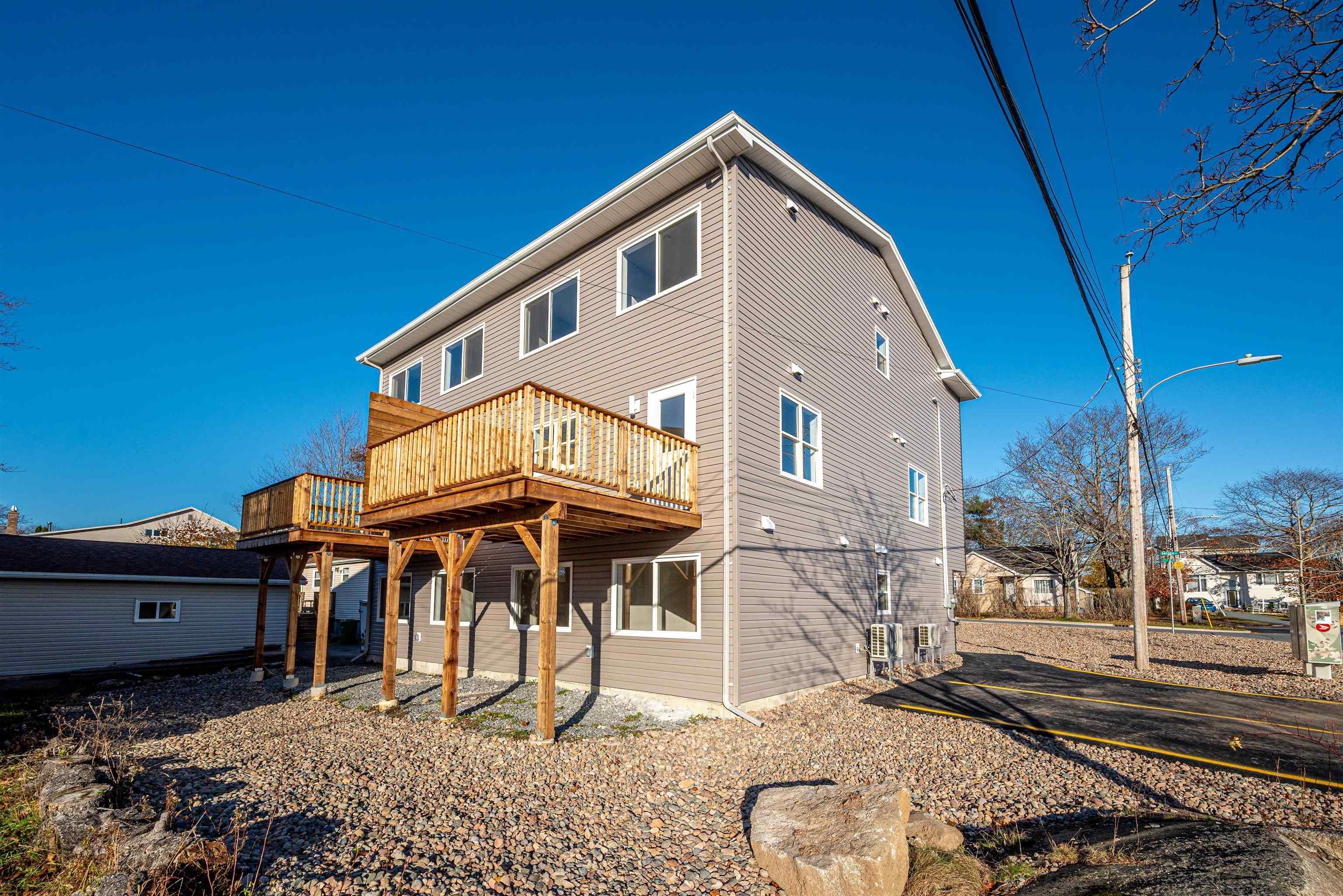 $1,499,000.00: 2 Bryden Avenue, Halifax