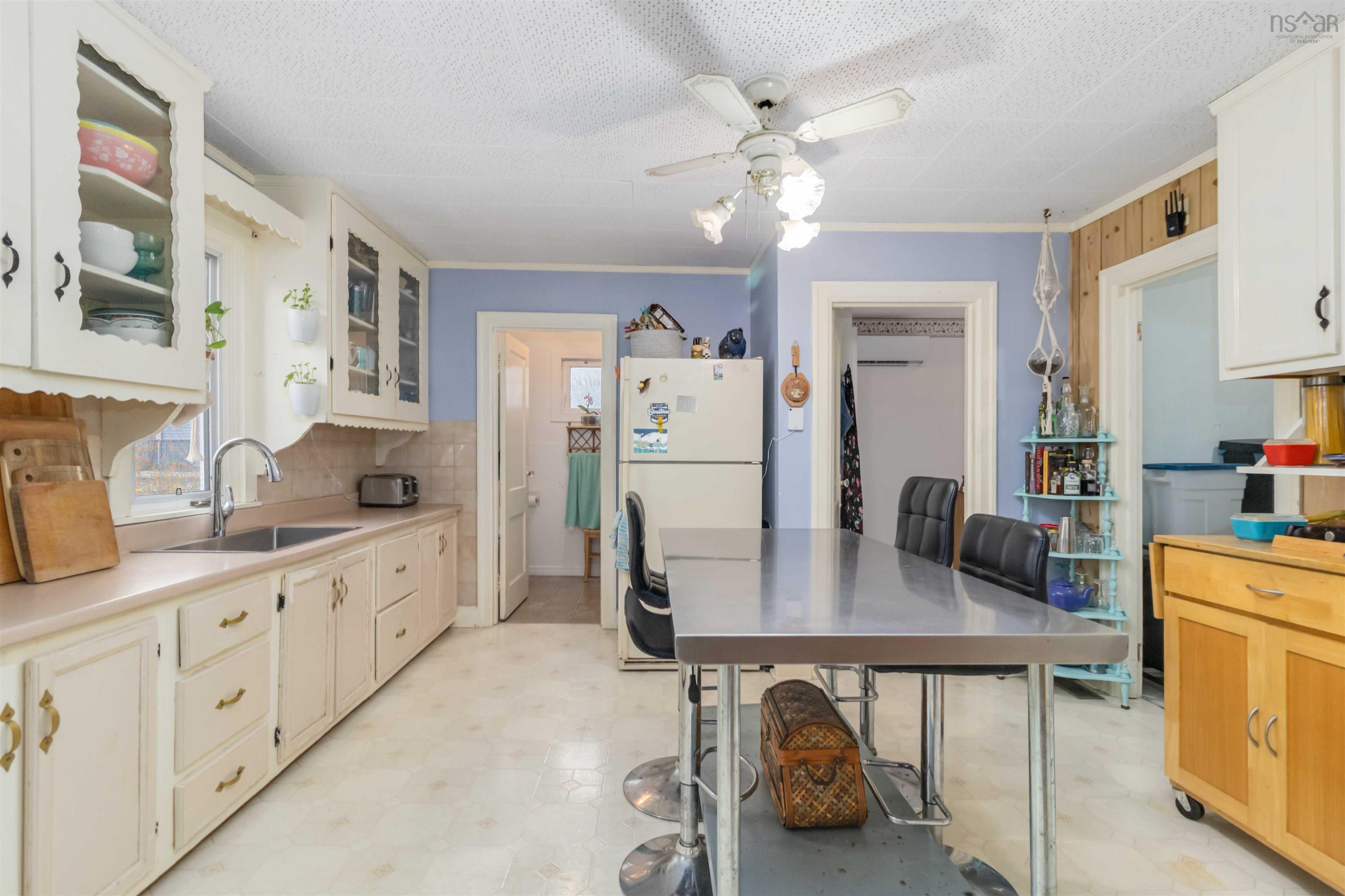 $399,900.00: 12 Adelaide Avenue, Halifax