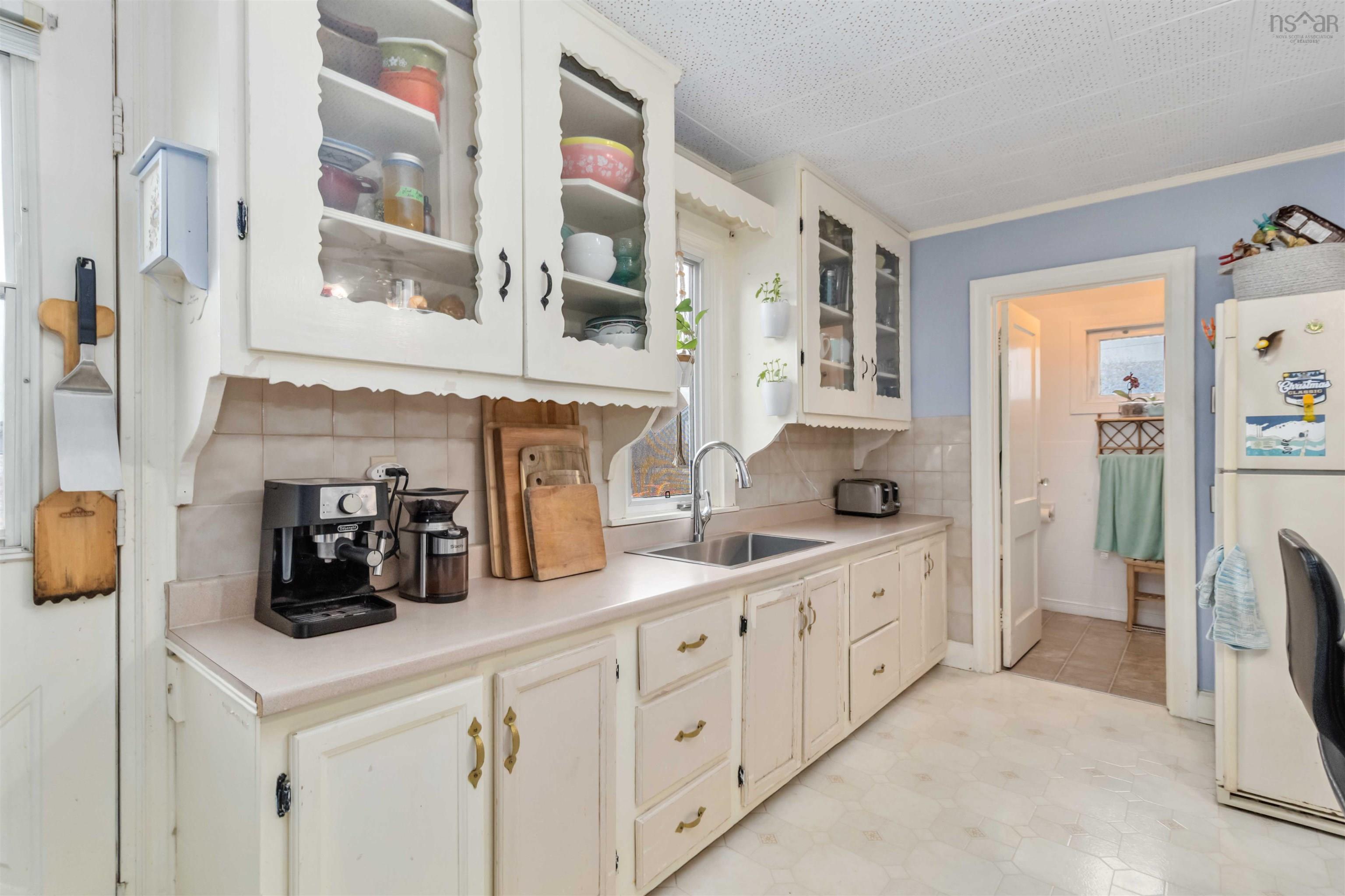 $399,900.00: 12 Adelaide Avenue, Halifax