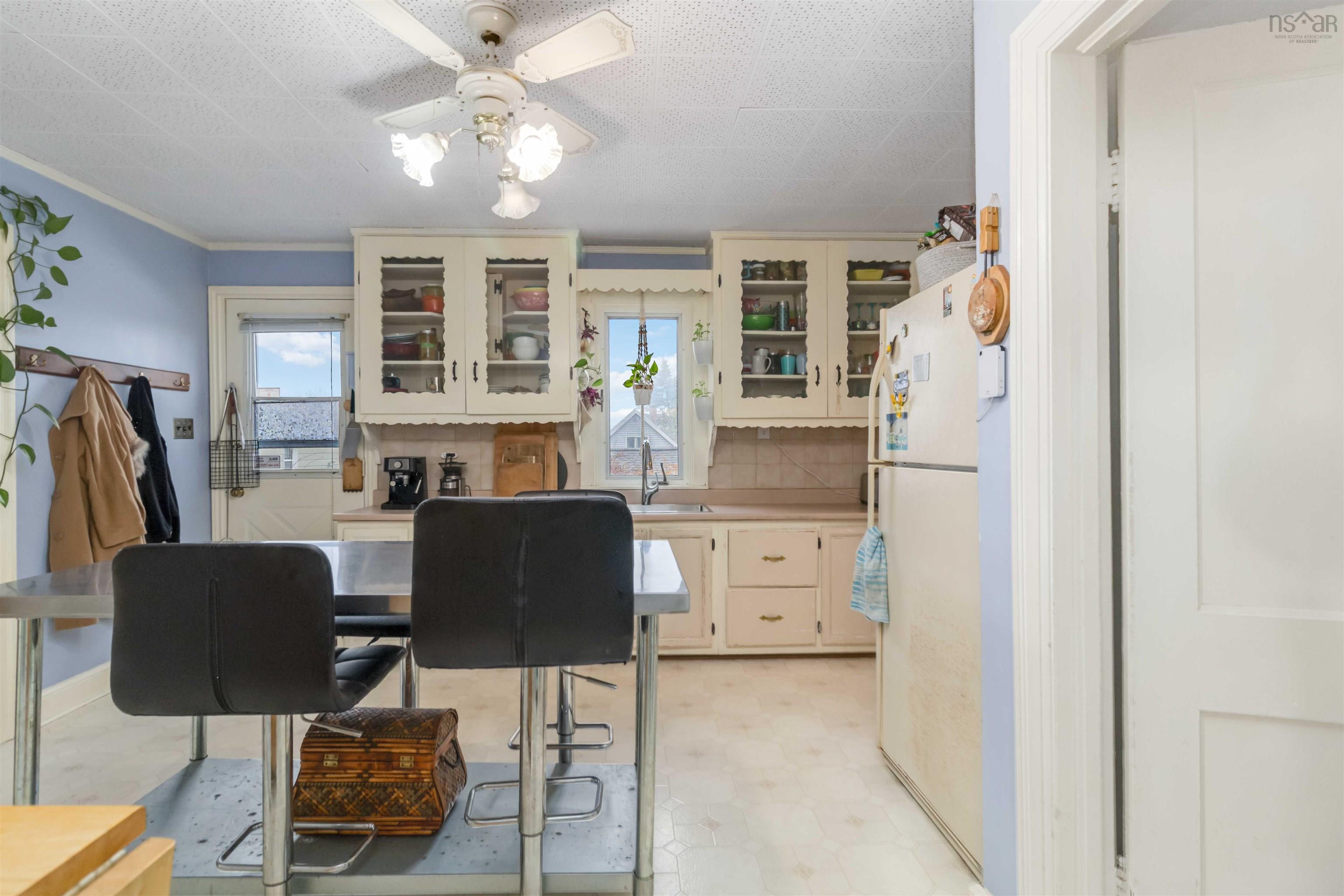 $399,900.00: 12 Adelaide Avenue, Halifax