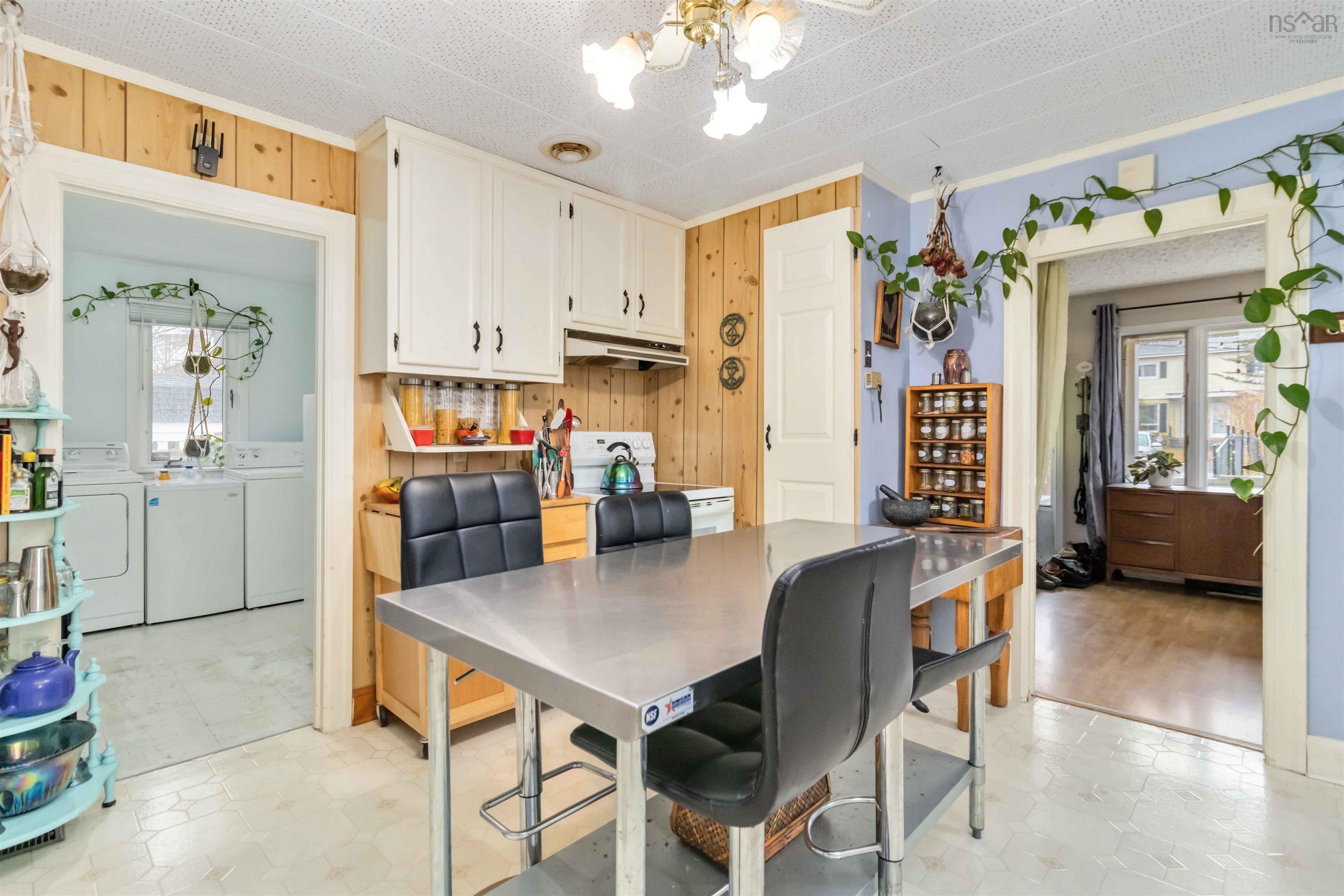 $399,900.00: 12 Adelaide Avenue, Halifax