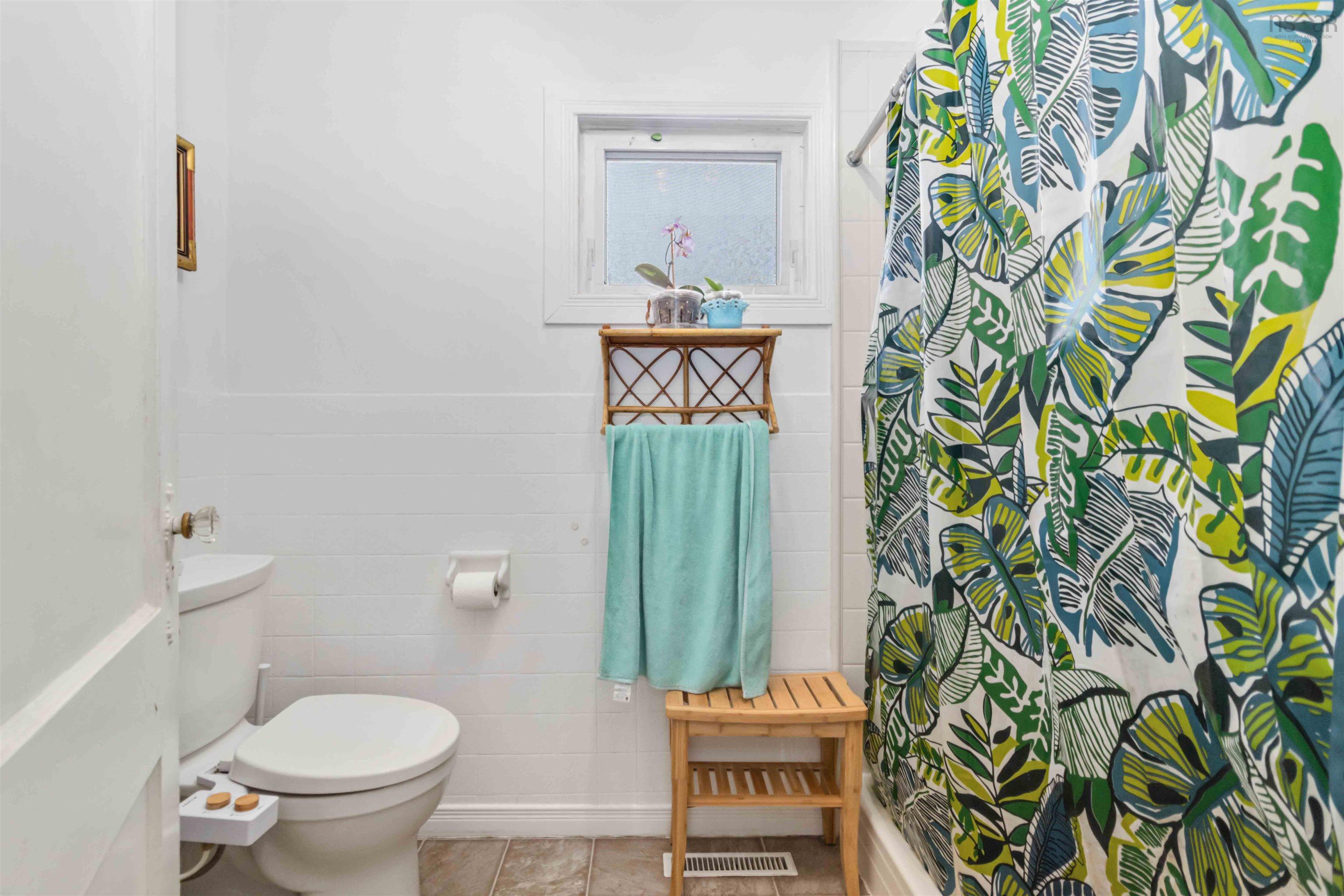 $399,900.00: 12 Adelaide Avenue, Halifax