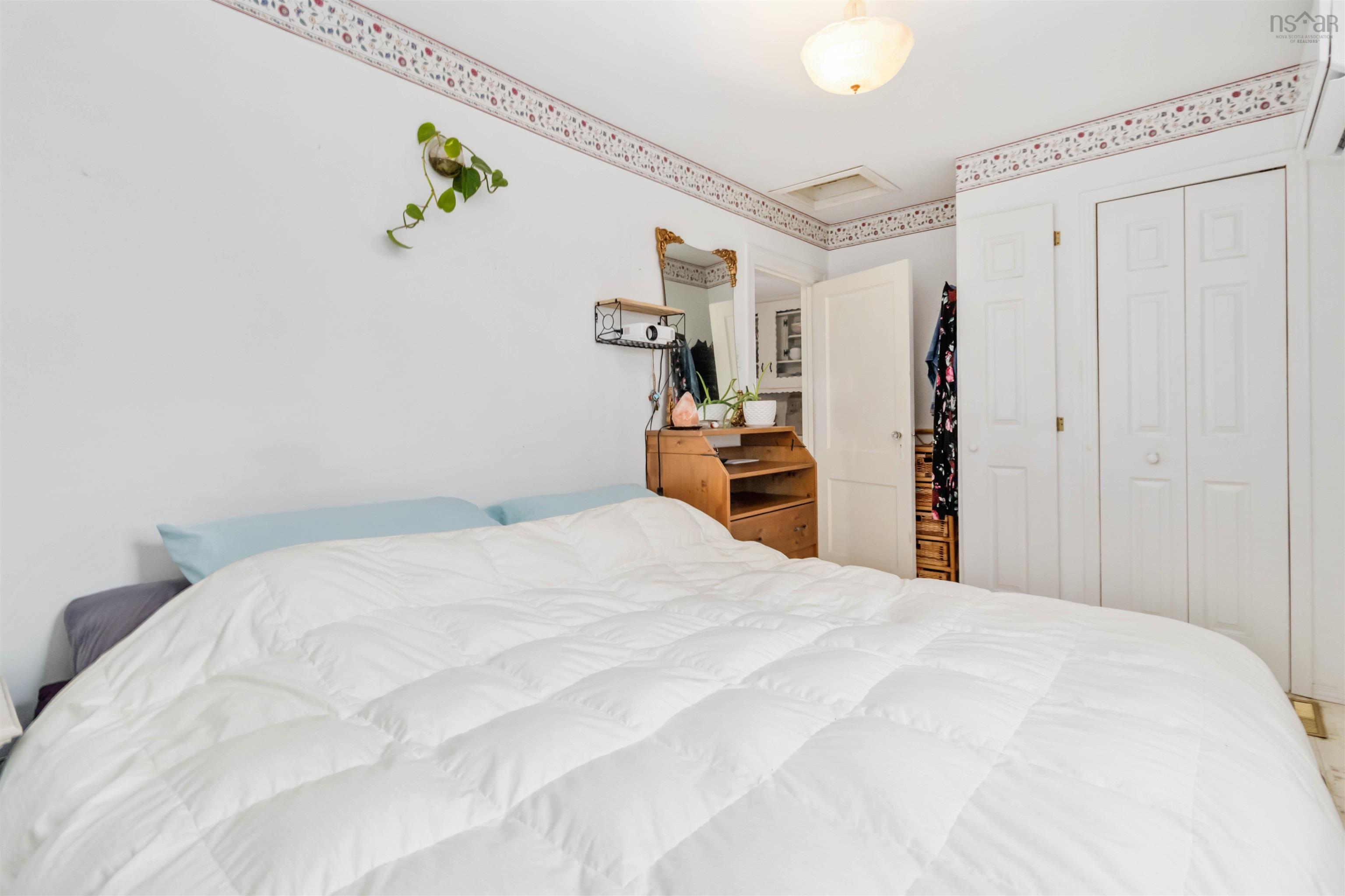 $399,900.00: 12 Adelaide Avenue, Halifax