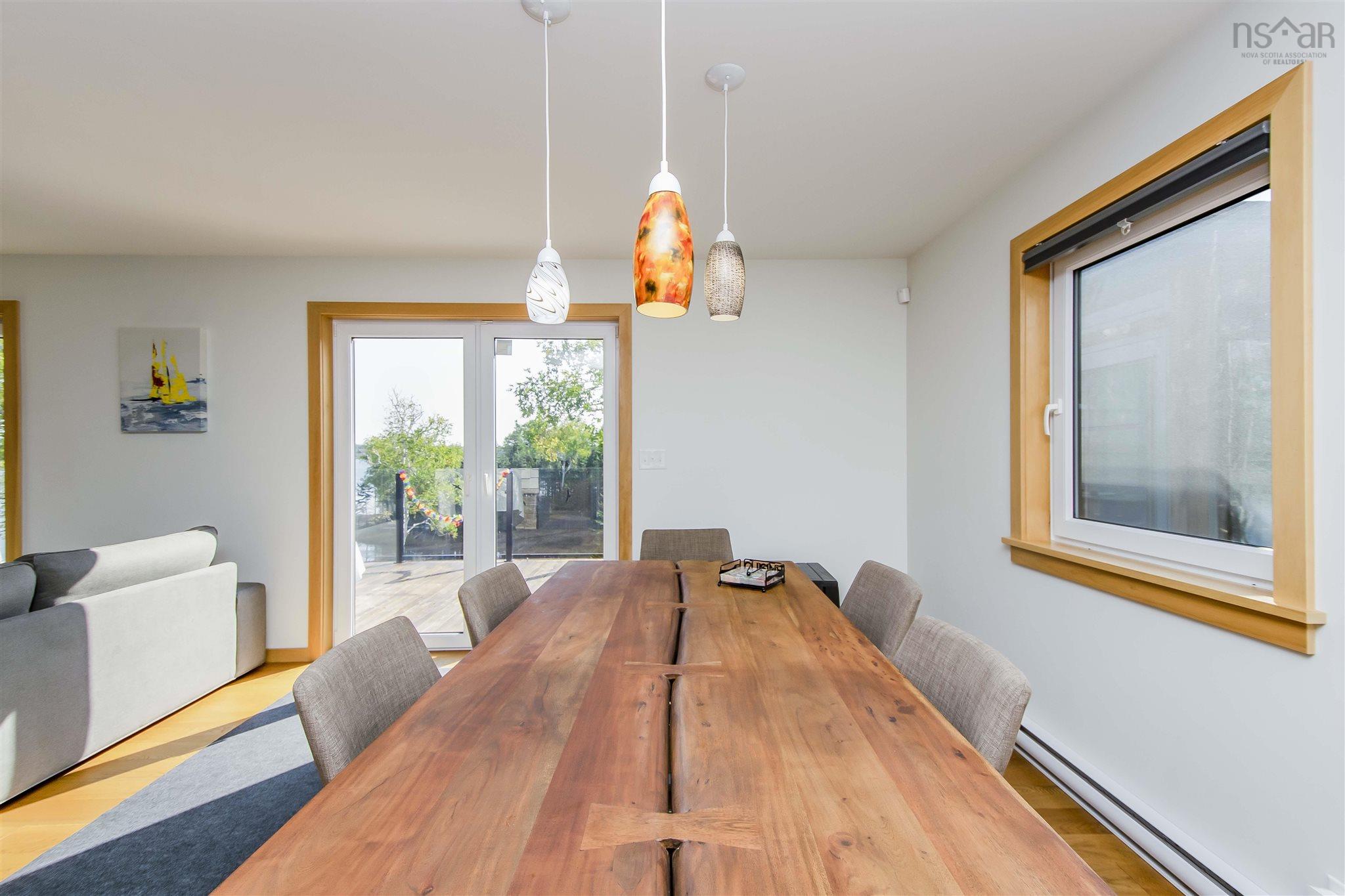 $990,000.00: 256 Redbird Drive, Big Harbour