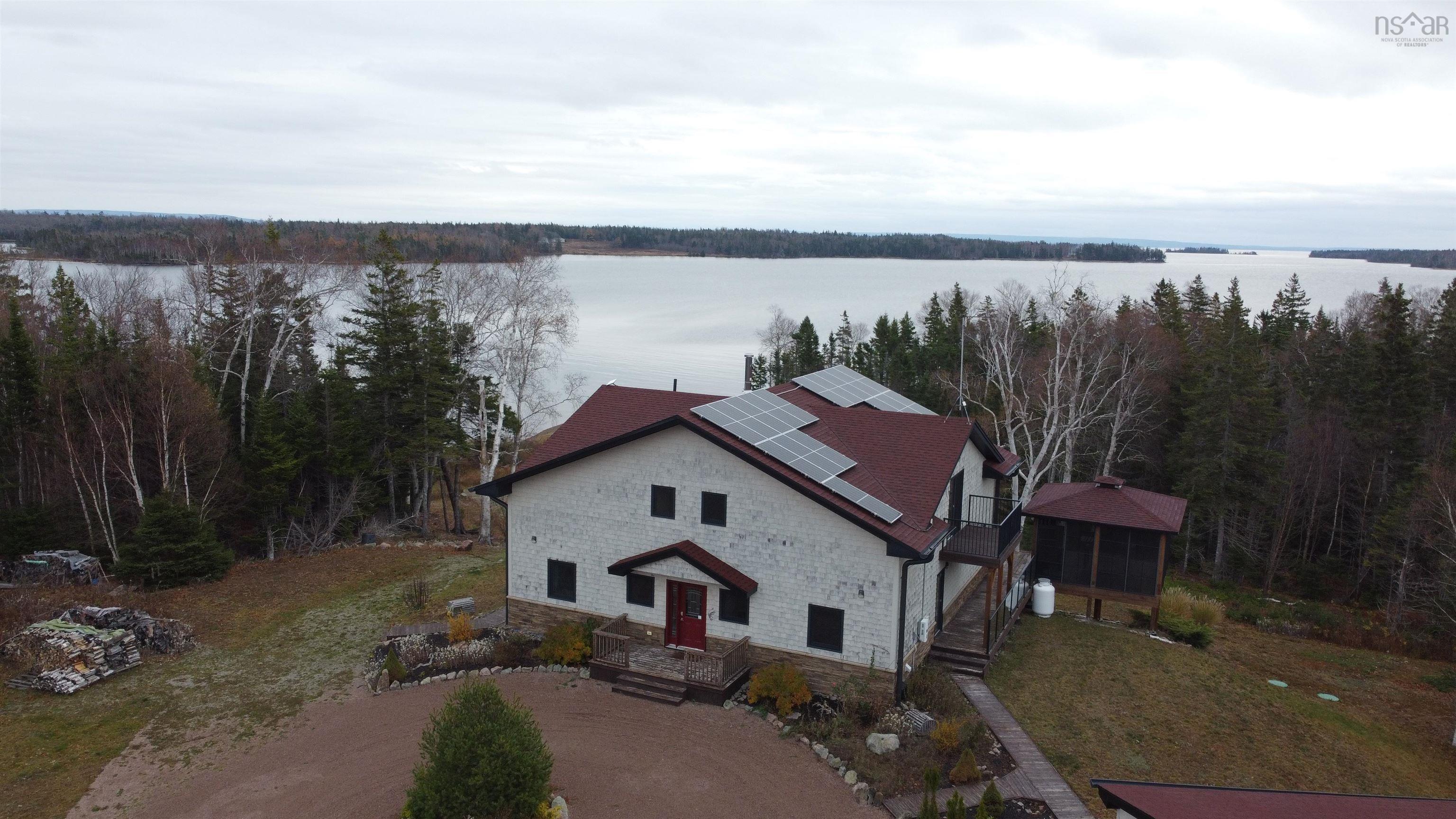 $990,000.00: 256 Redbird Drive, Big Harbour