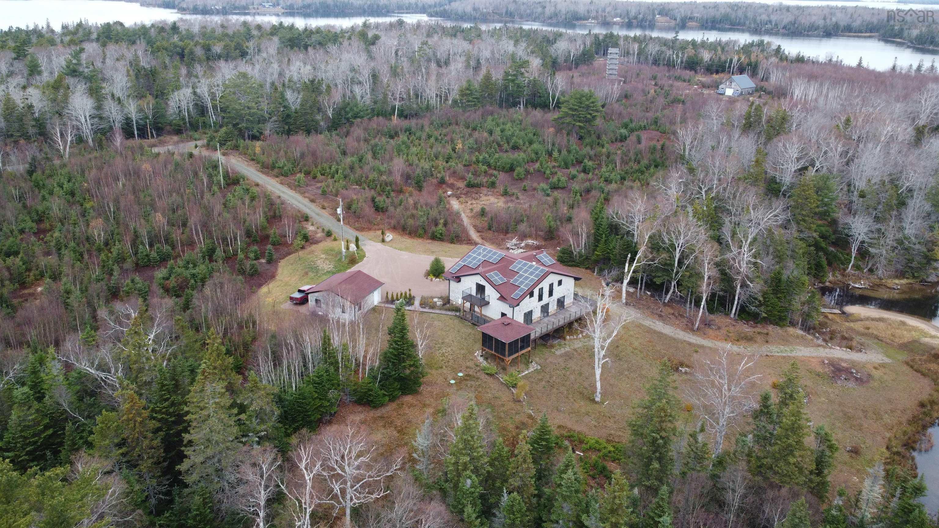 $990,000.00: 256 Redbird Drive, Big Harbour