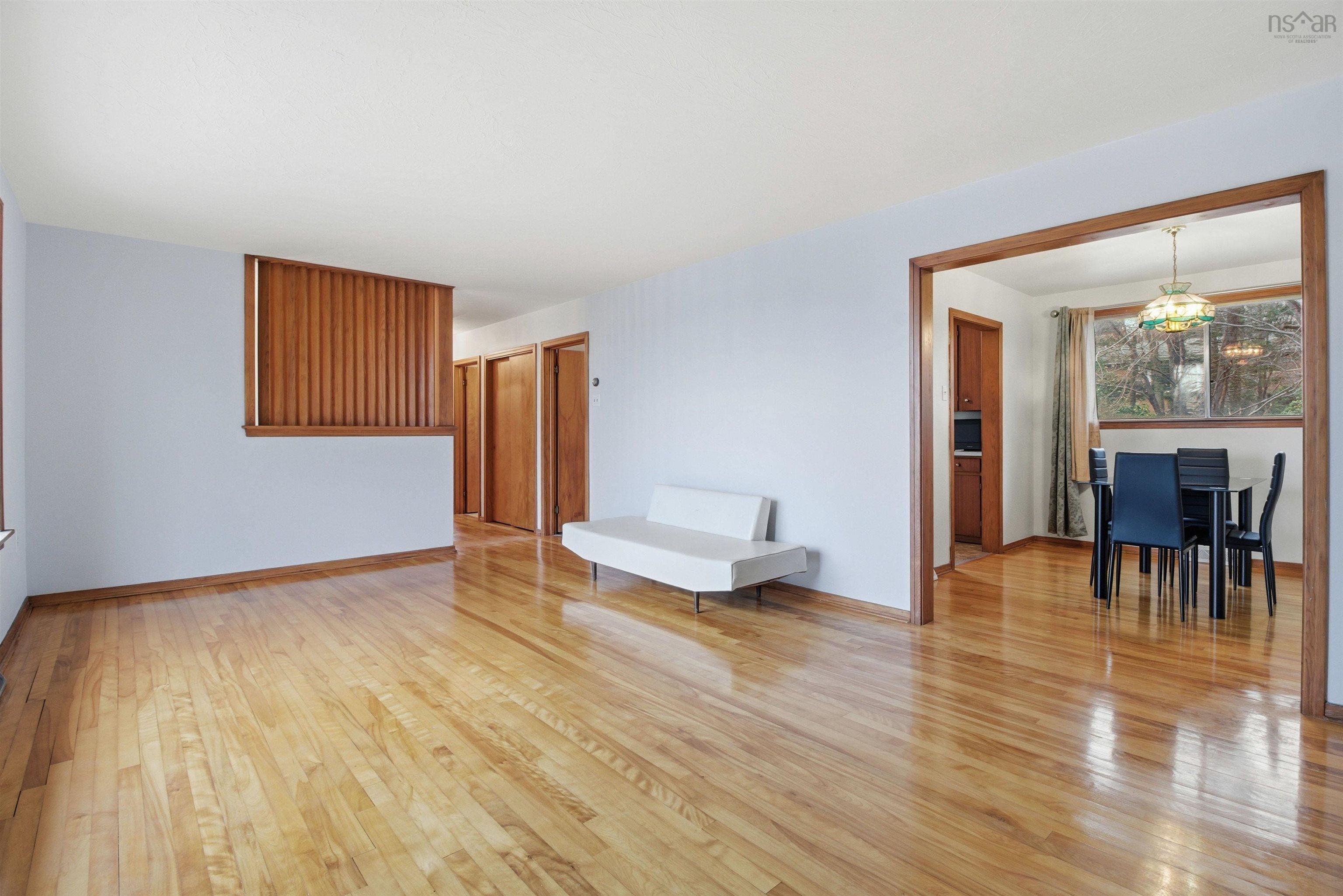 $429,900.00: 17 Laurentide Drive, Clayton Park