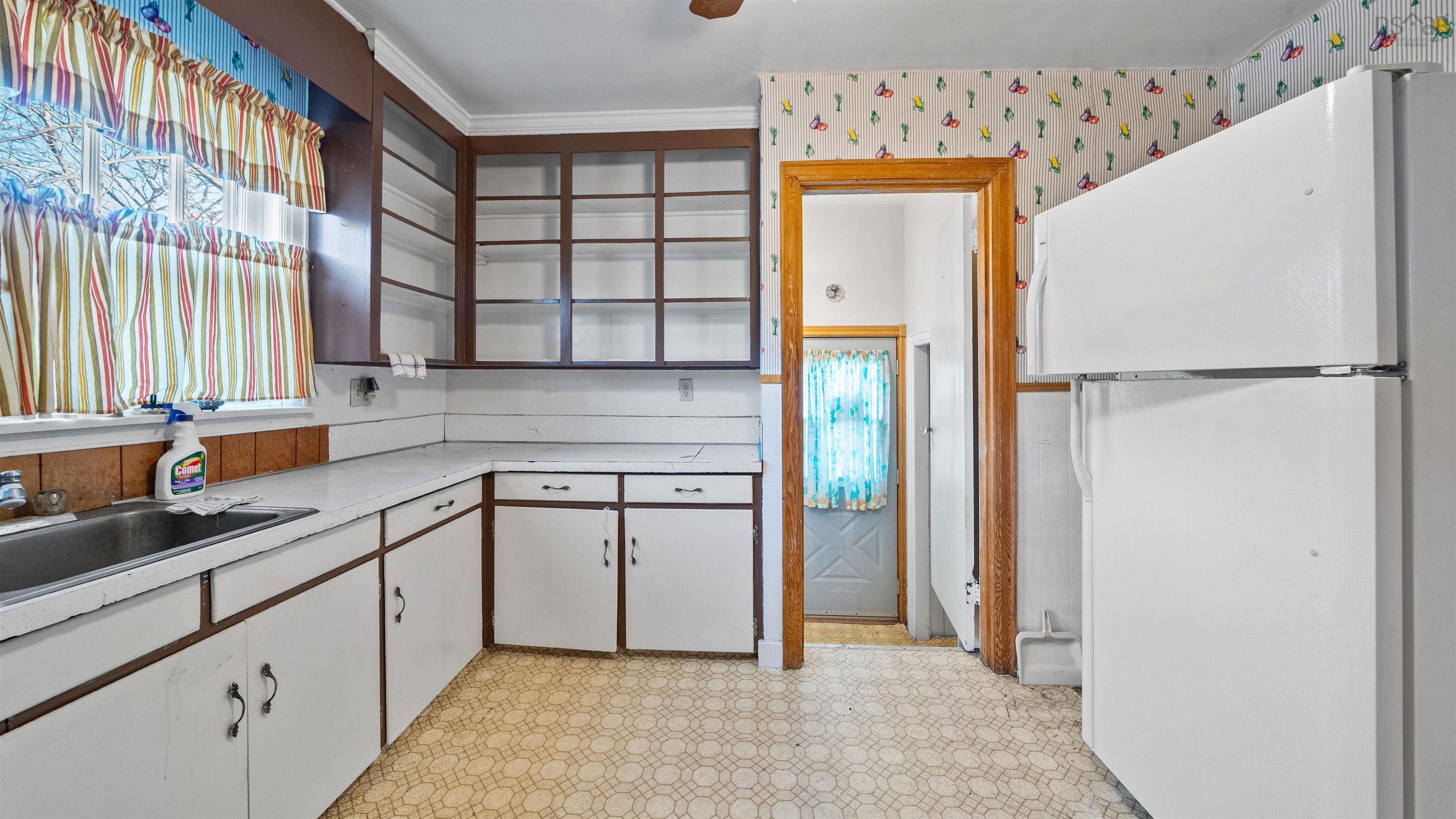 11 Harbour Drive, Dartmouth, NS (MLS 202528684)