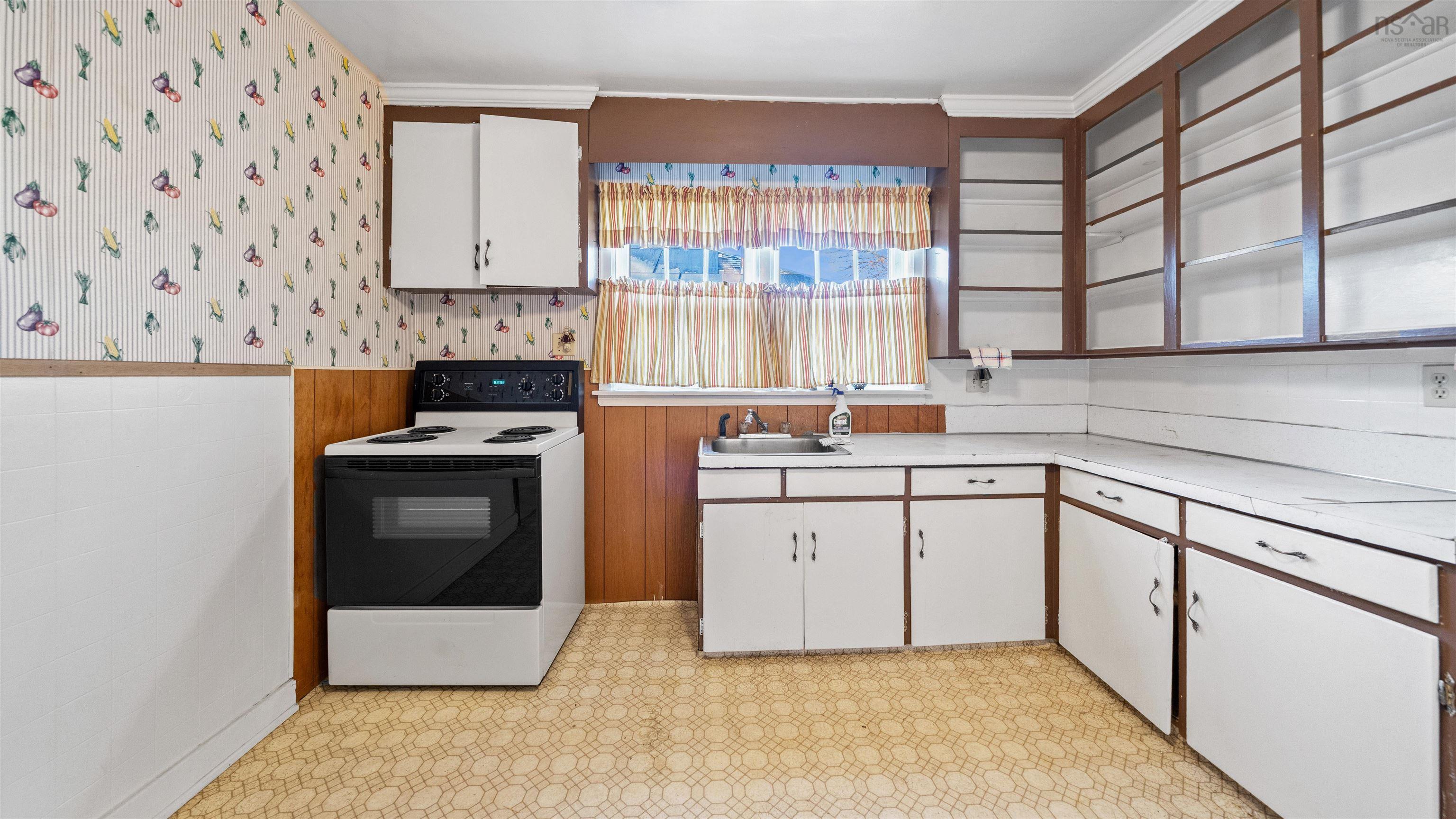 $479,900.00: 11 Harbour Drive, Dartmouth