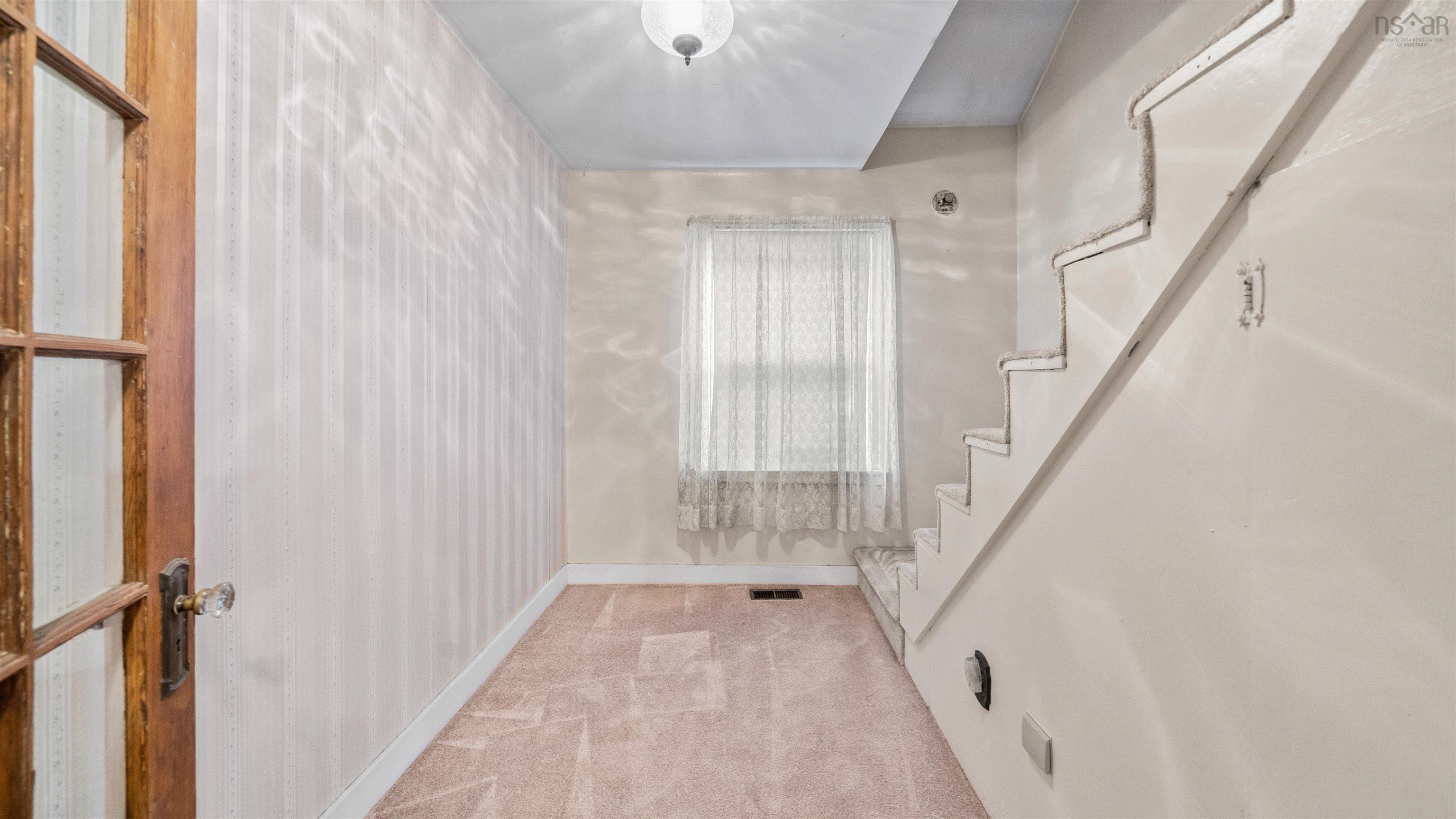 11 Harbour Drive, Dartmouth, NS (MLS 202528684)