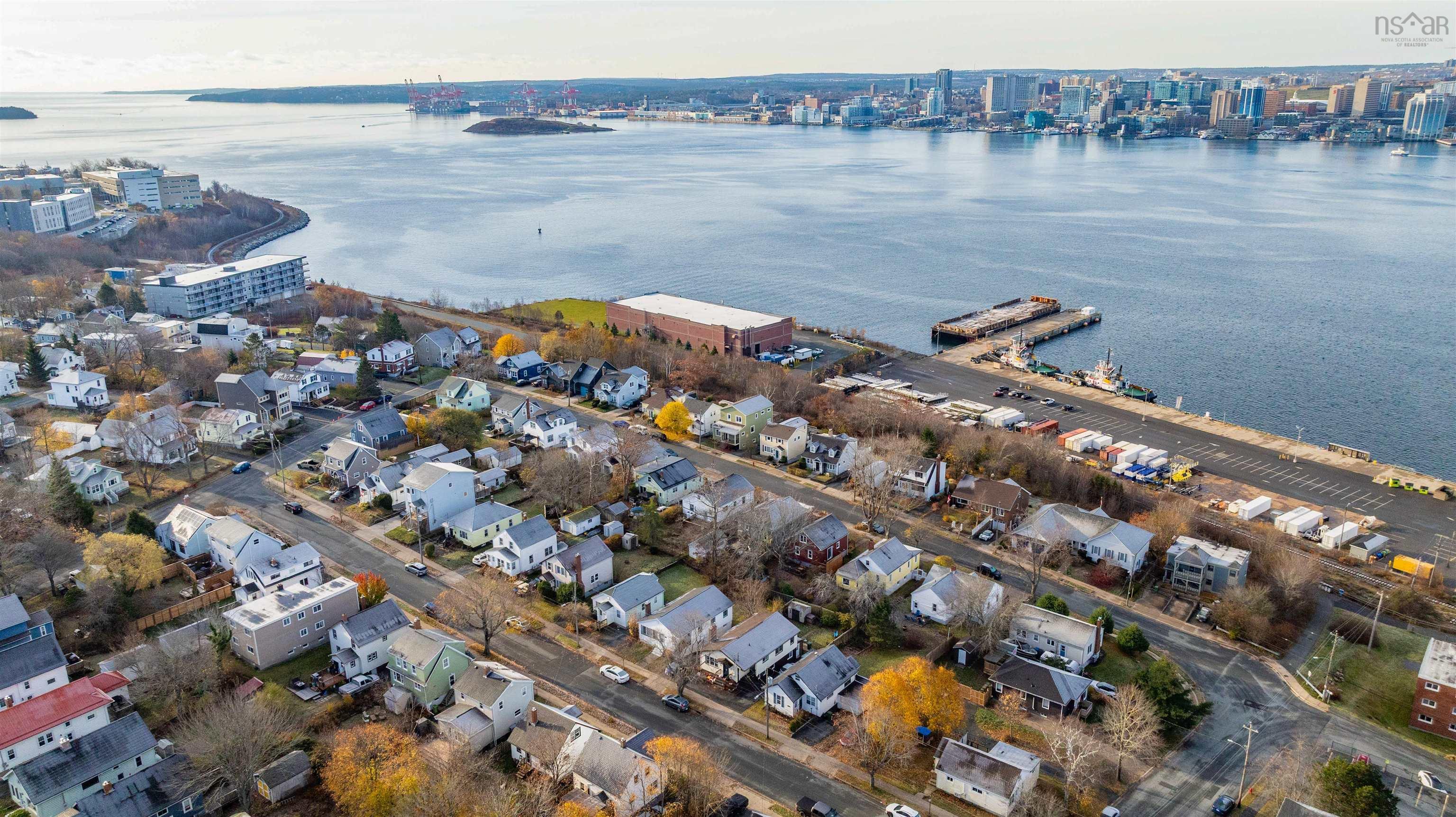 11 Harbour Drive, Dartmouth, NS (MLS 202528684)