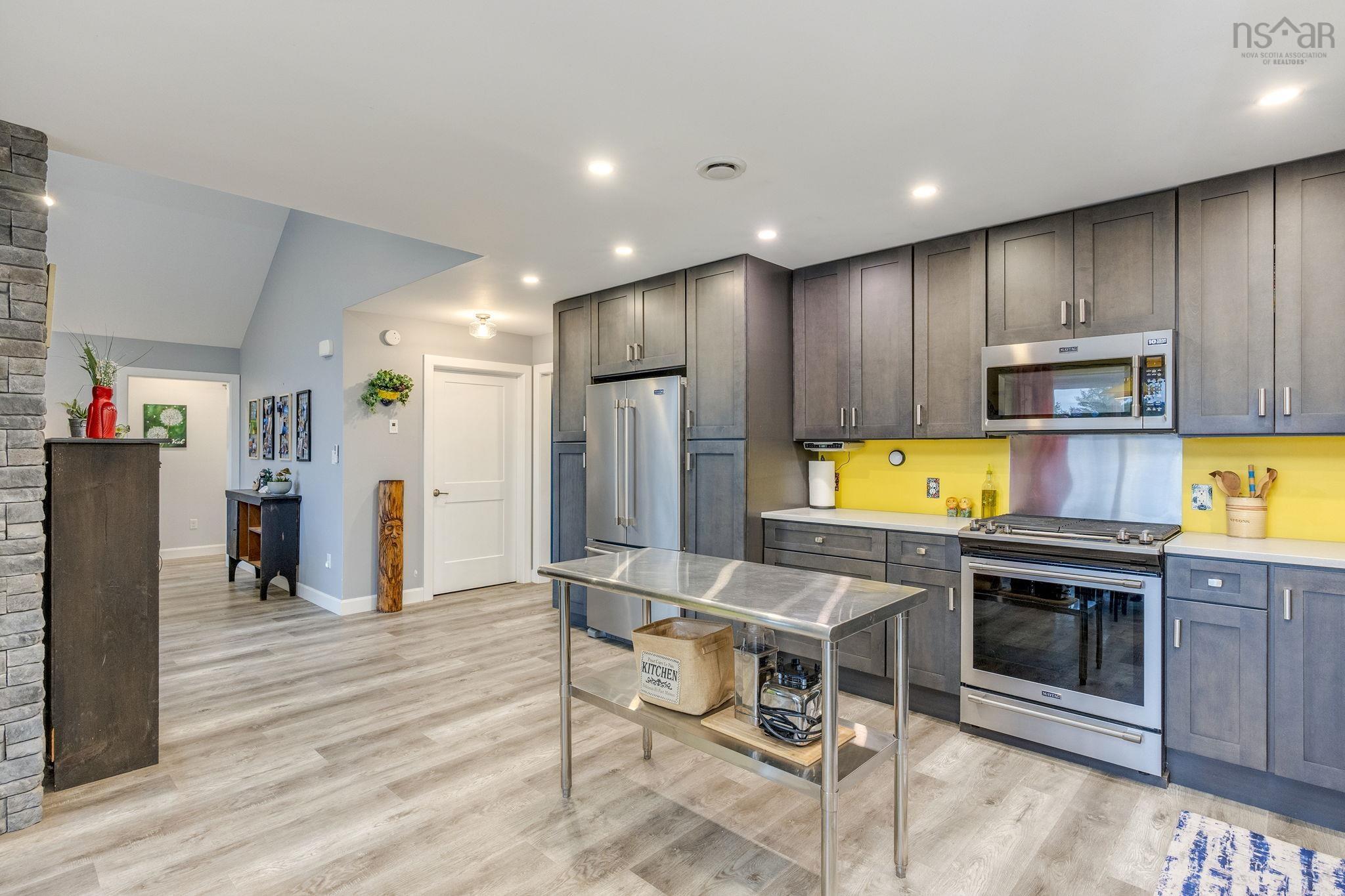 $765,000.00: 1079 Cleveland Road, Windermere