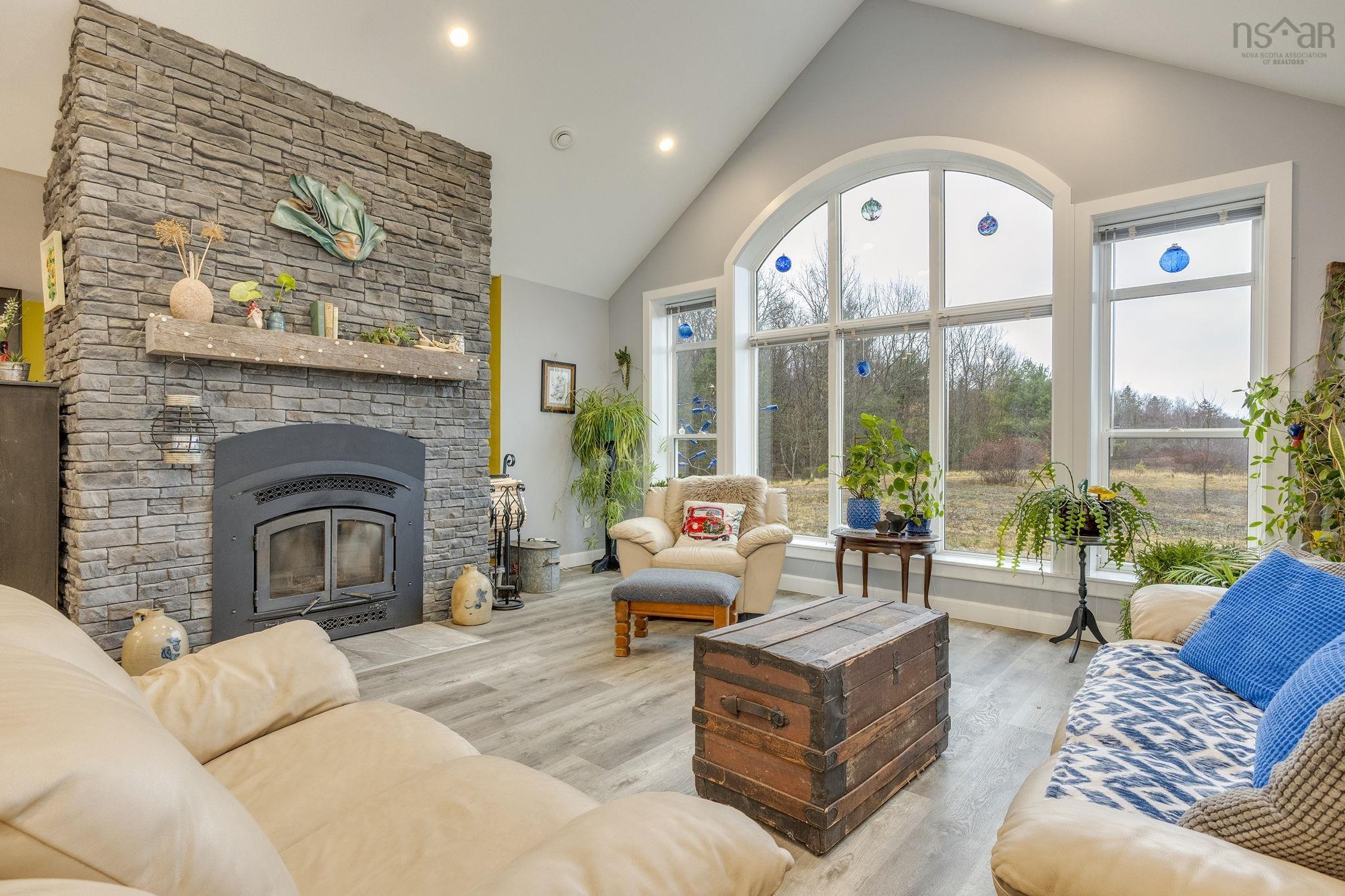 $765,000.00: 1079 Cleveland Road, Windermere