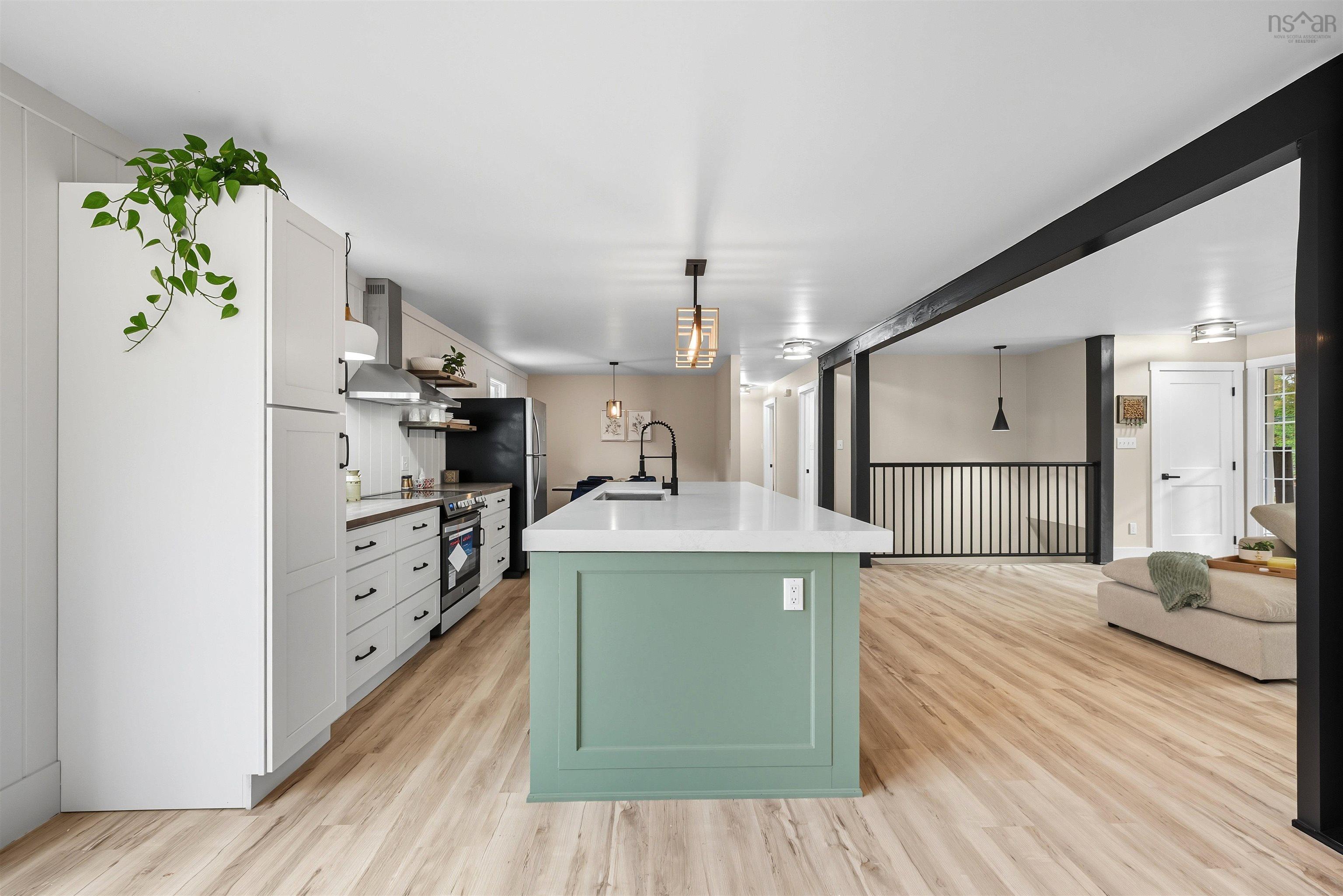 $599,900.00: 463 South Rawdon Road, Hillsvale