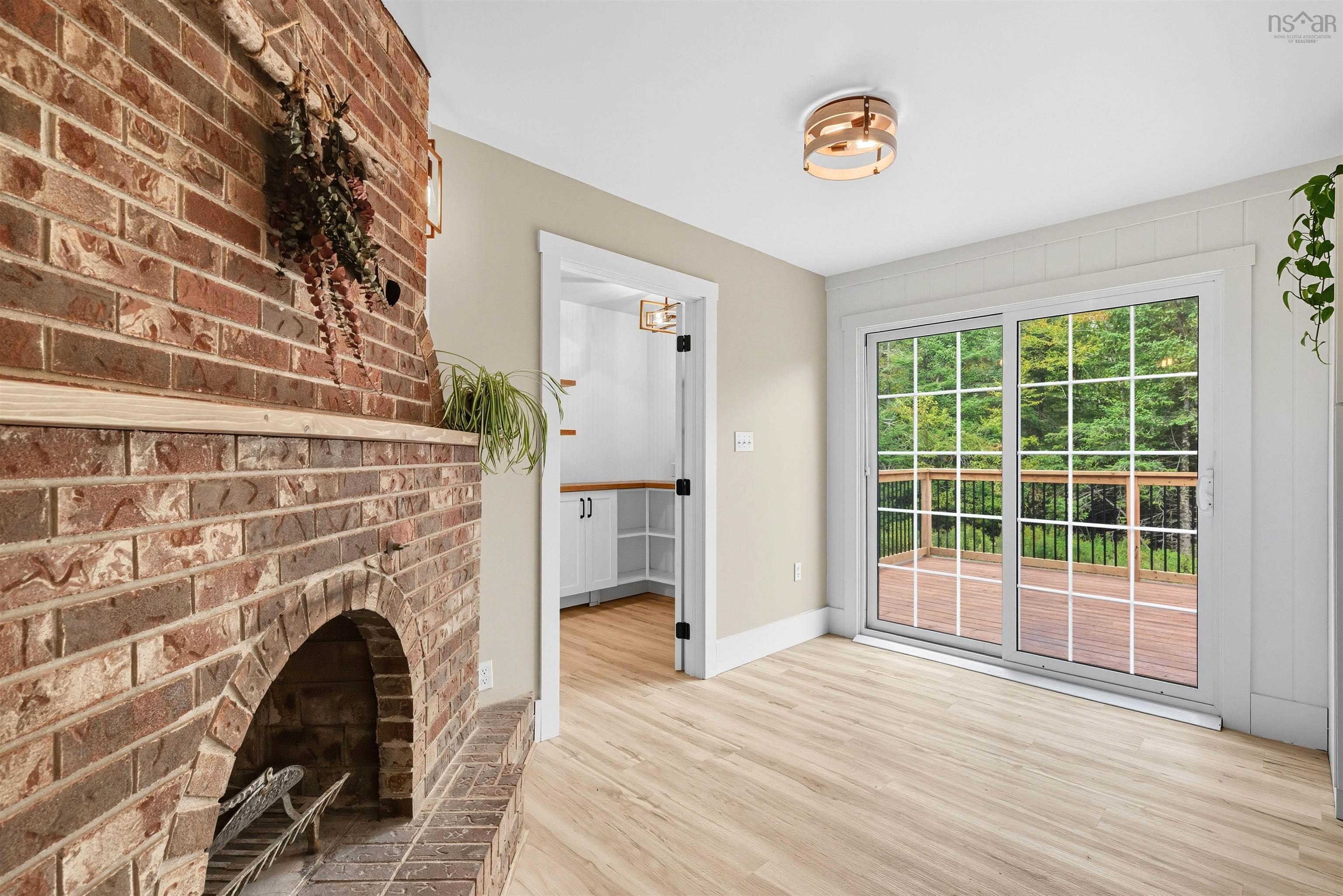 $599,900.00: 463 South Rawdon Road, Hillsvale