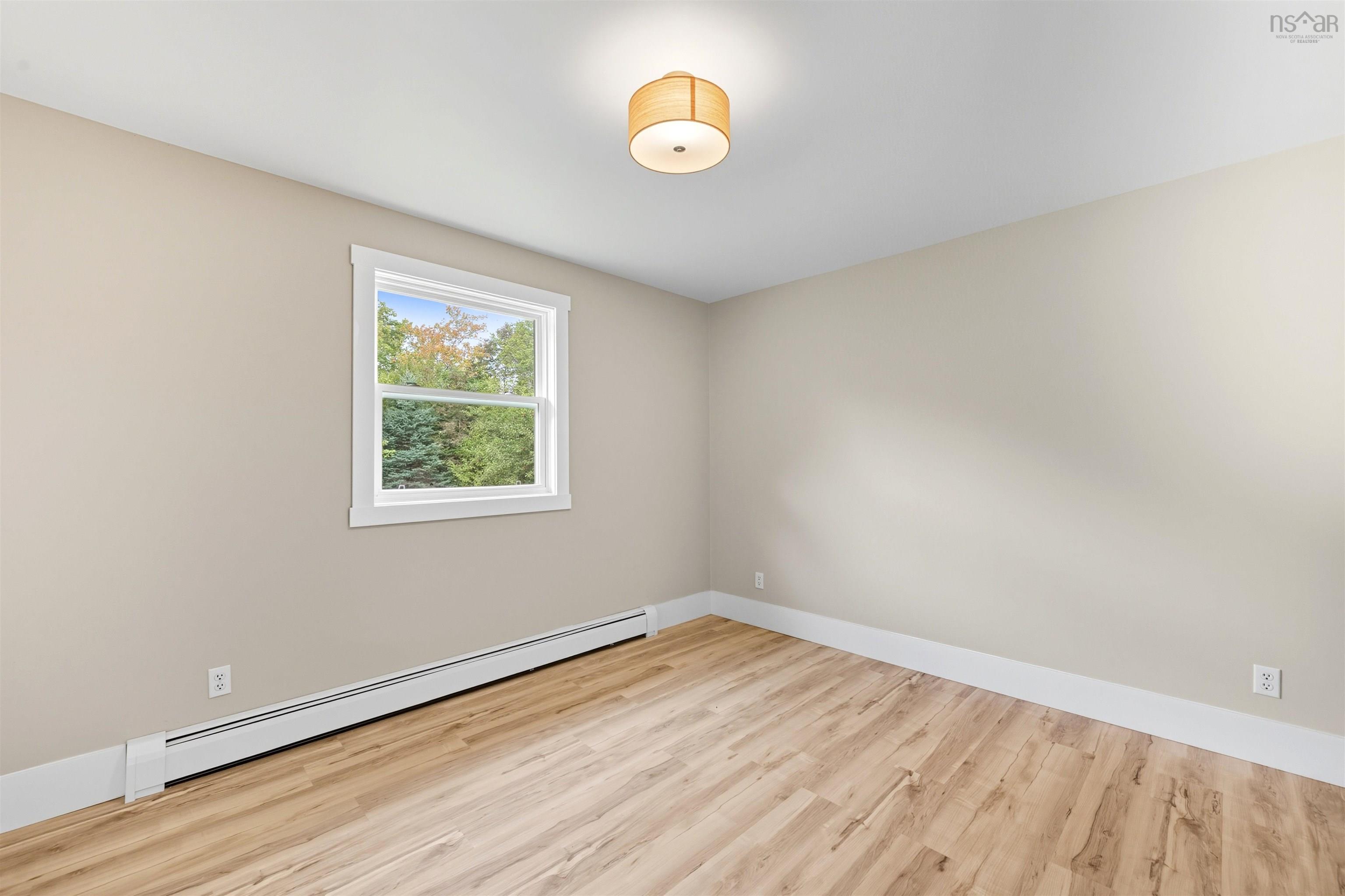 $599,900.00: 463 South Rawdon Road, Hillsvale