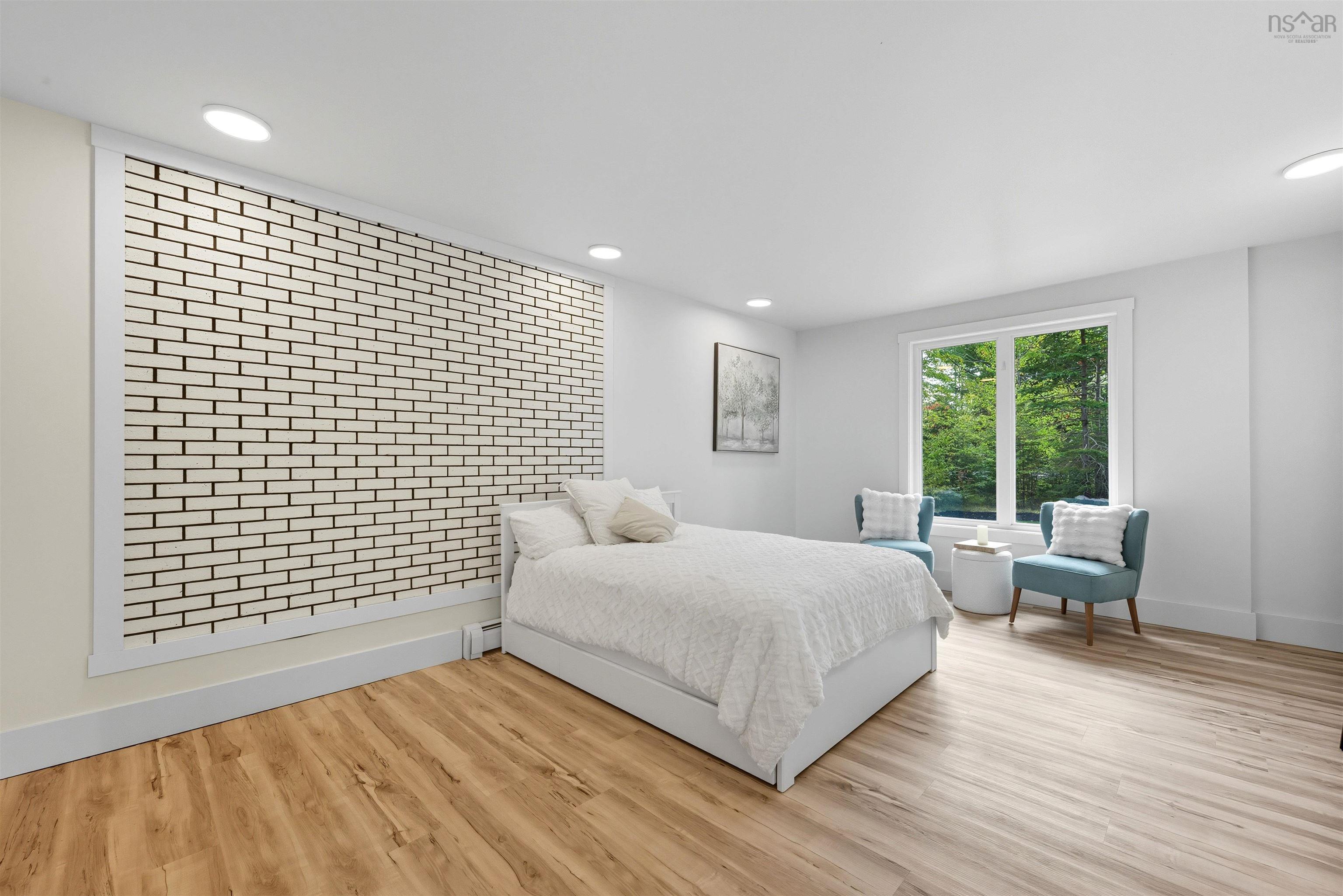 $599,900.00: 463 South Rawdon Road, Hillsvale