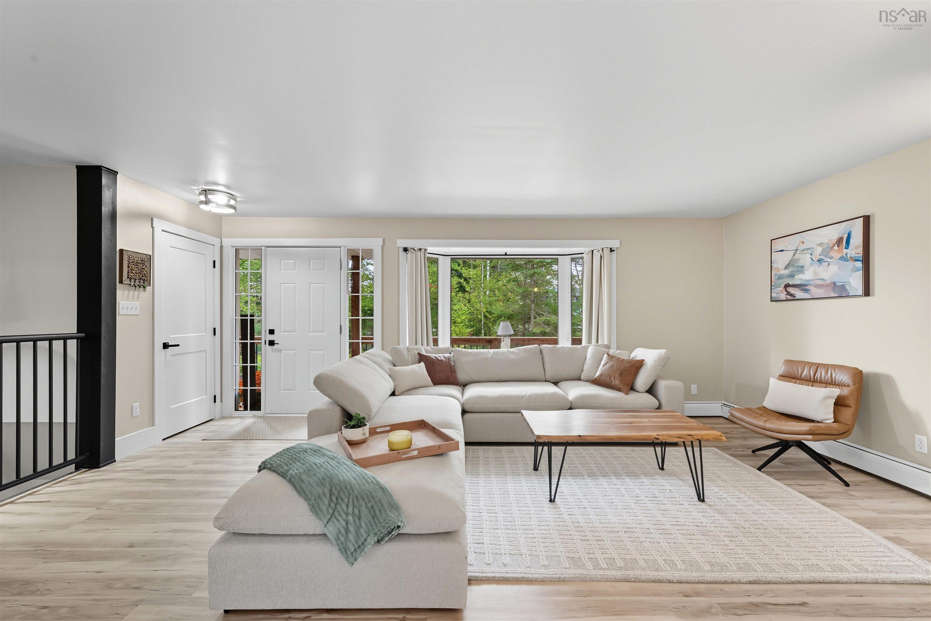 $599,900.00: 463 South Rawdon Road, Hillsvale