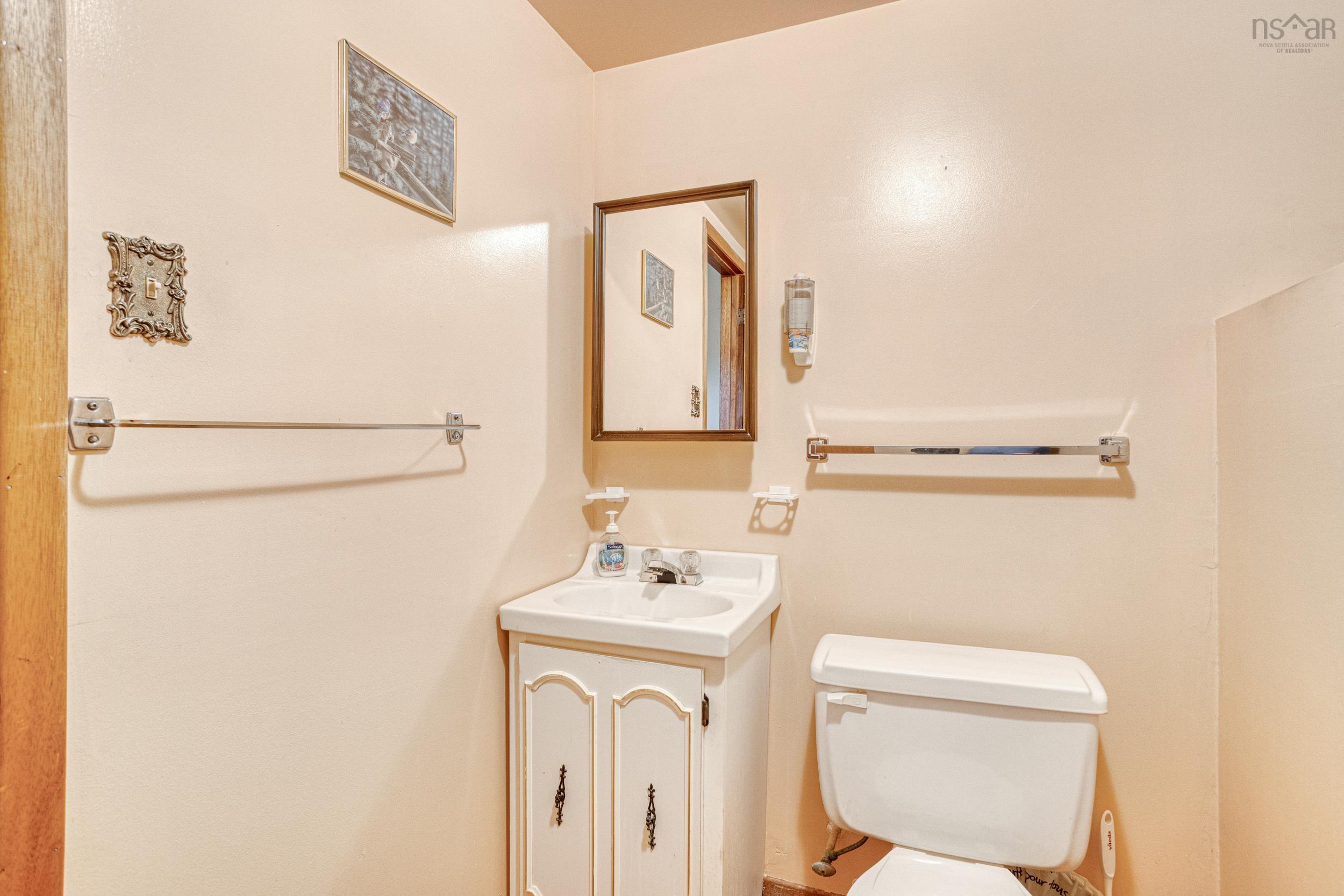 100 Hardisty Court, Cole Harbour, NS (MLS 202528712)