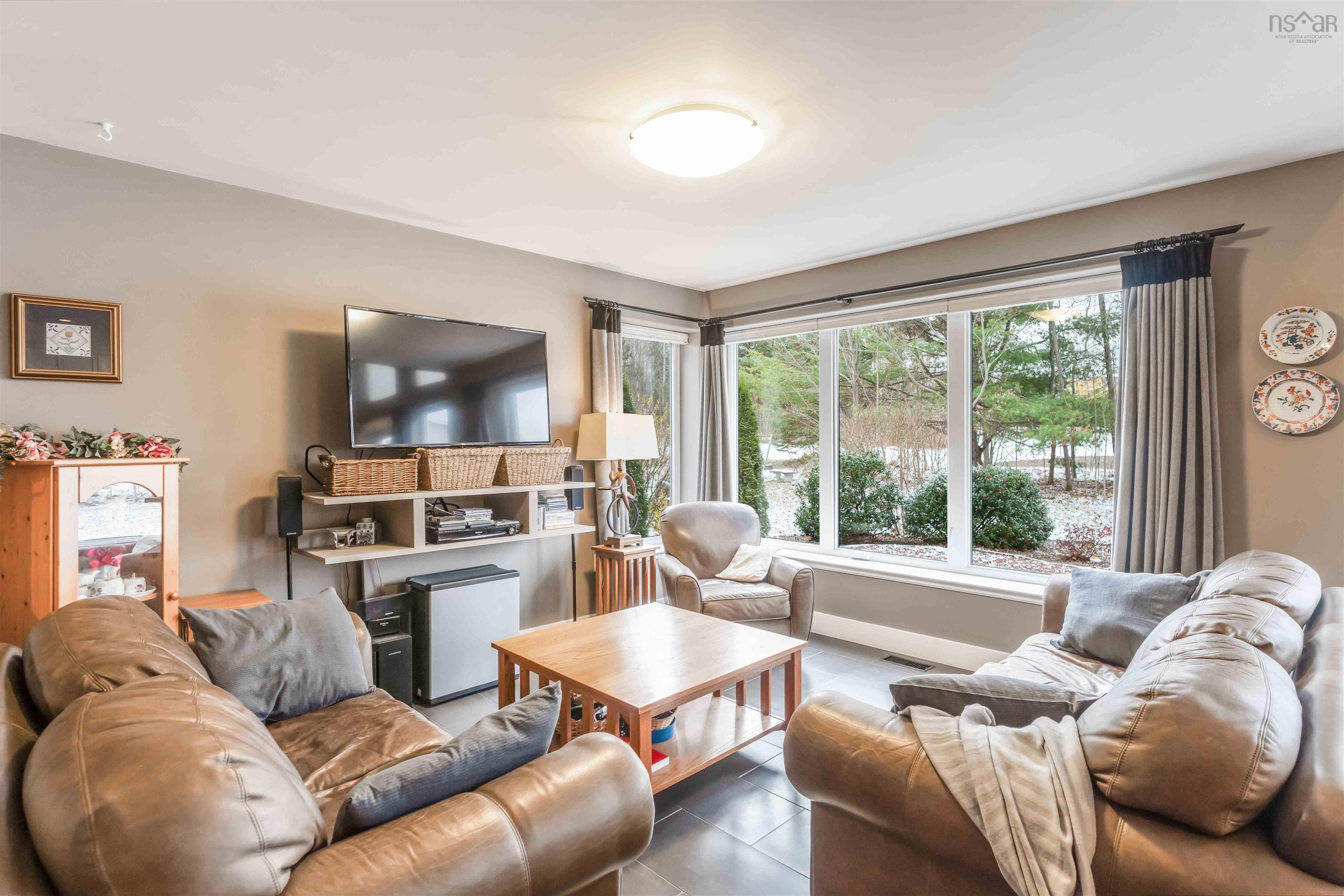 $1,247,000.00: 822 Cleveland Road, Windermere