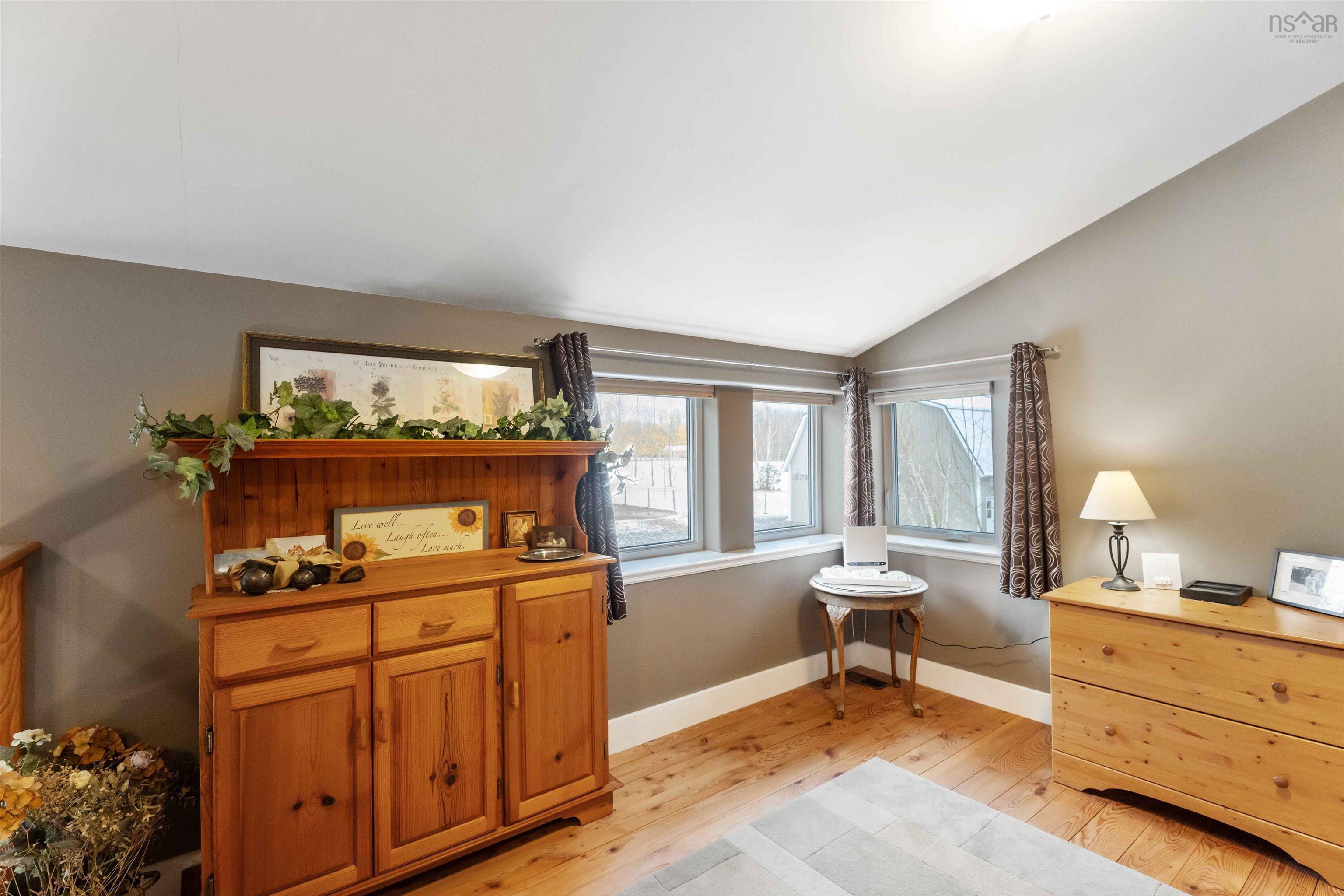 $1,247,000.00: 822 Cleveland Road, Windermere