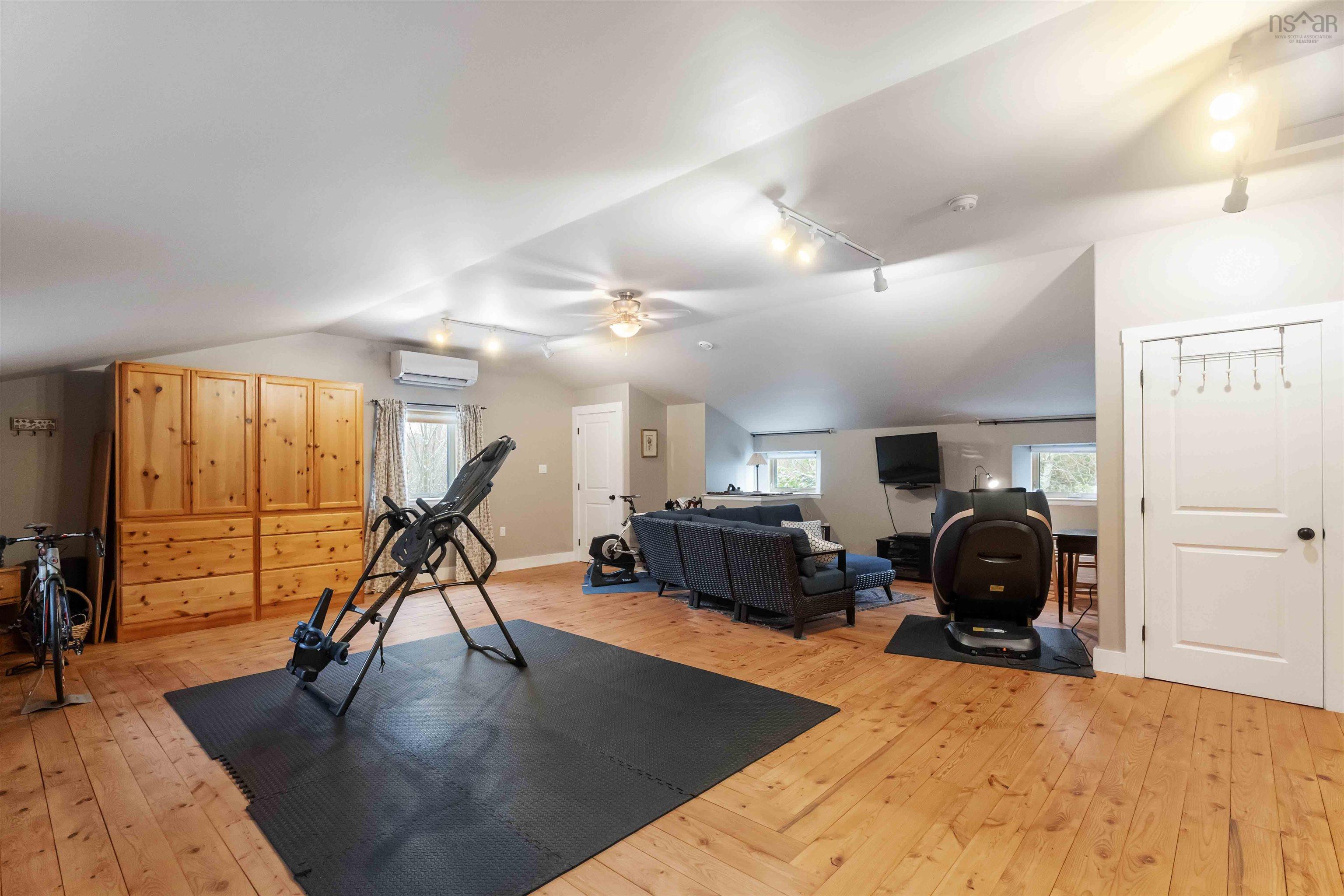 $1,247,000.00: 822 Cleveland Road, Windermere