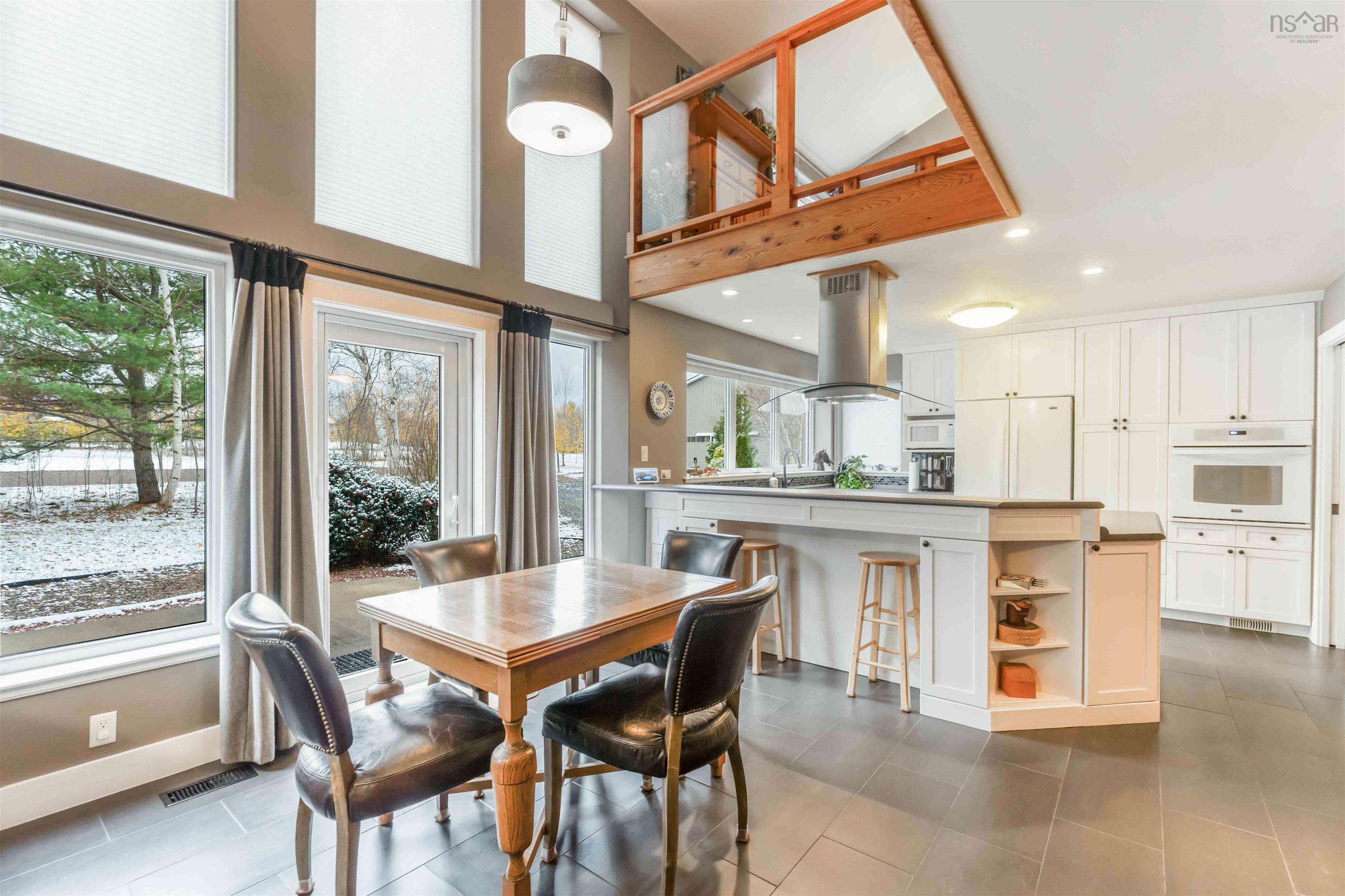 $1,247,000.00: 822 Cleveland Road, Windermere