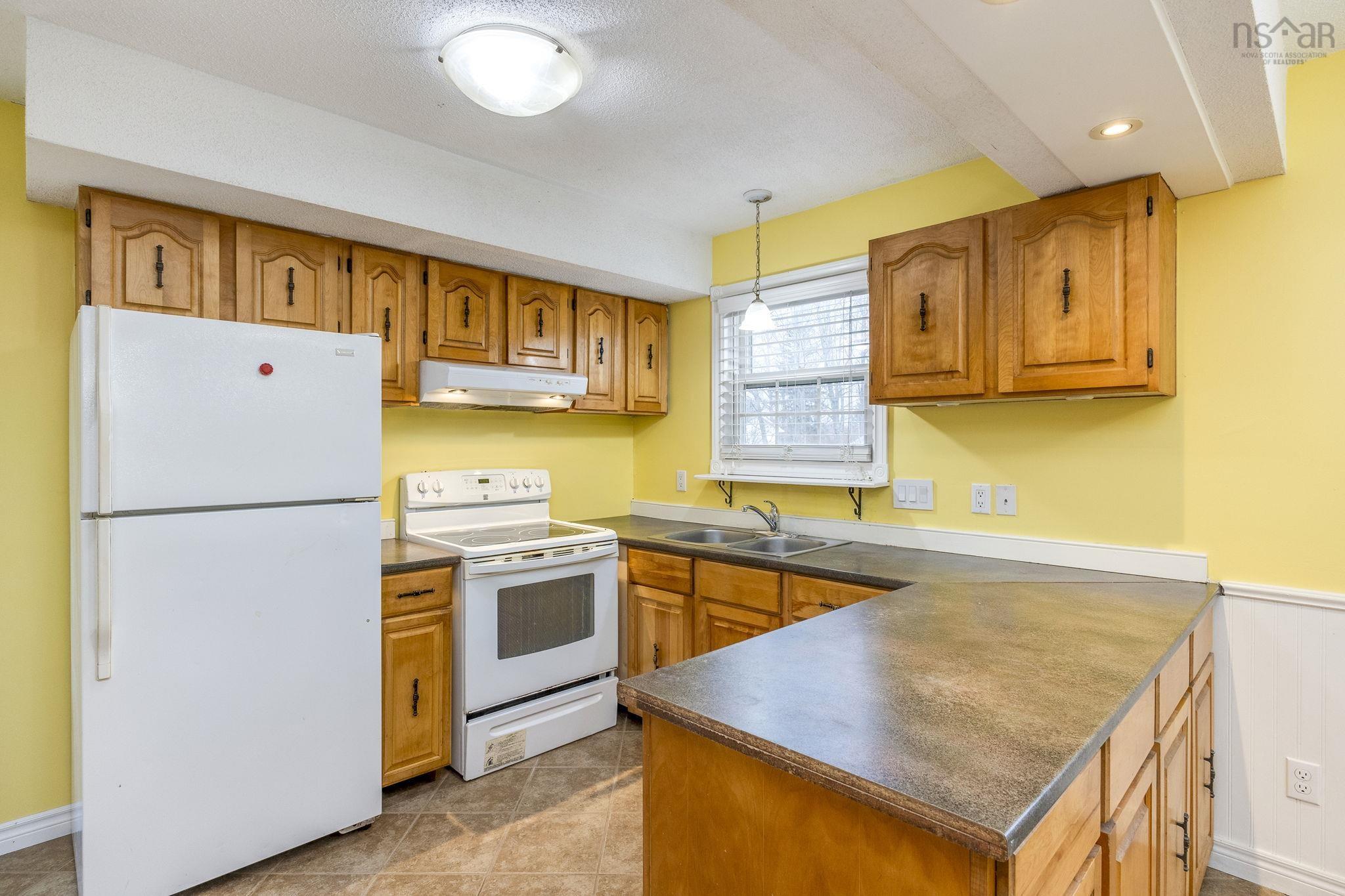 $399,000.00: 990 Mary Avenue, Centreville