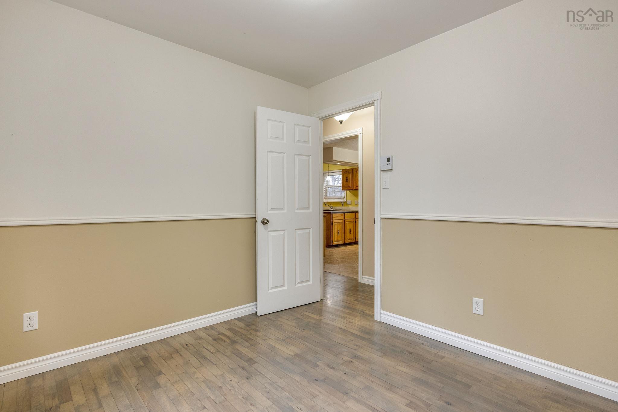 $399,000.00: 990 Mary Avenue, Centreville