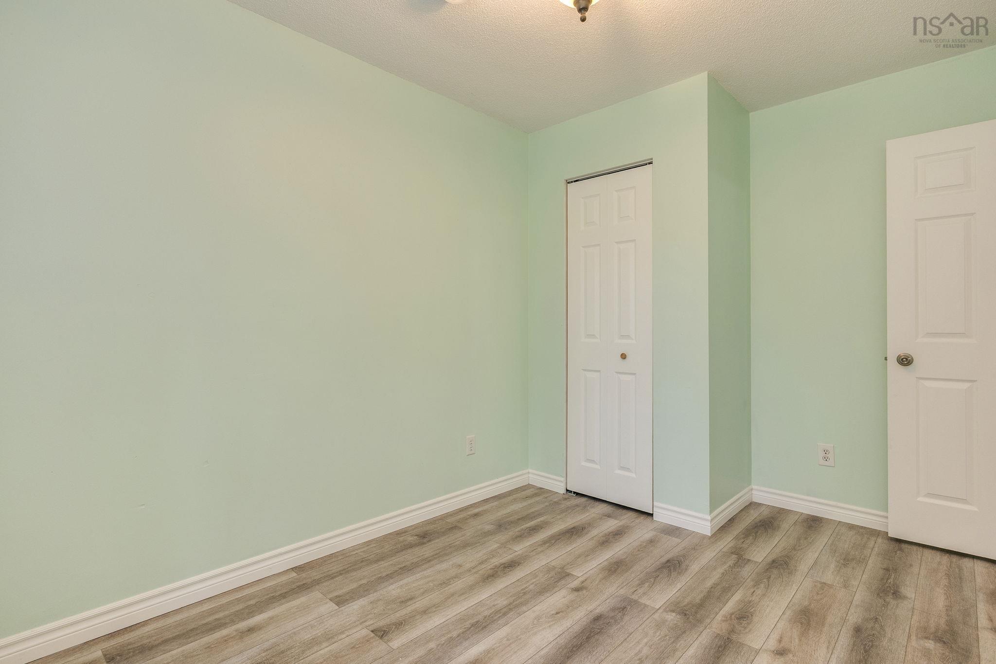 $399,000.00: 990 Mary Avenue, Centreville