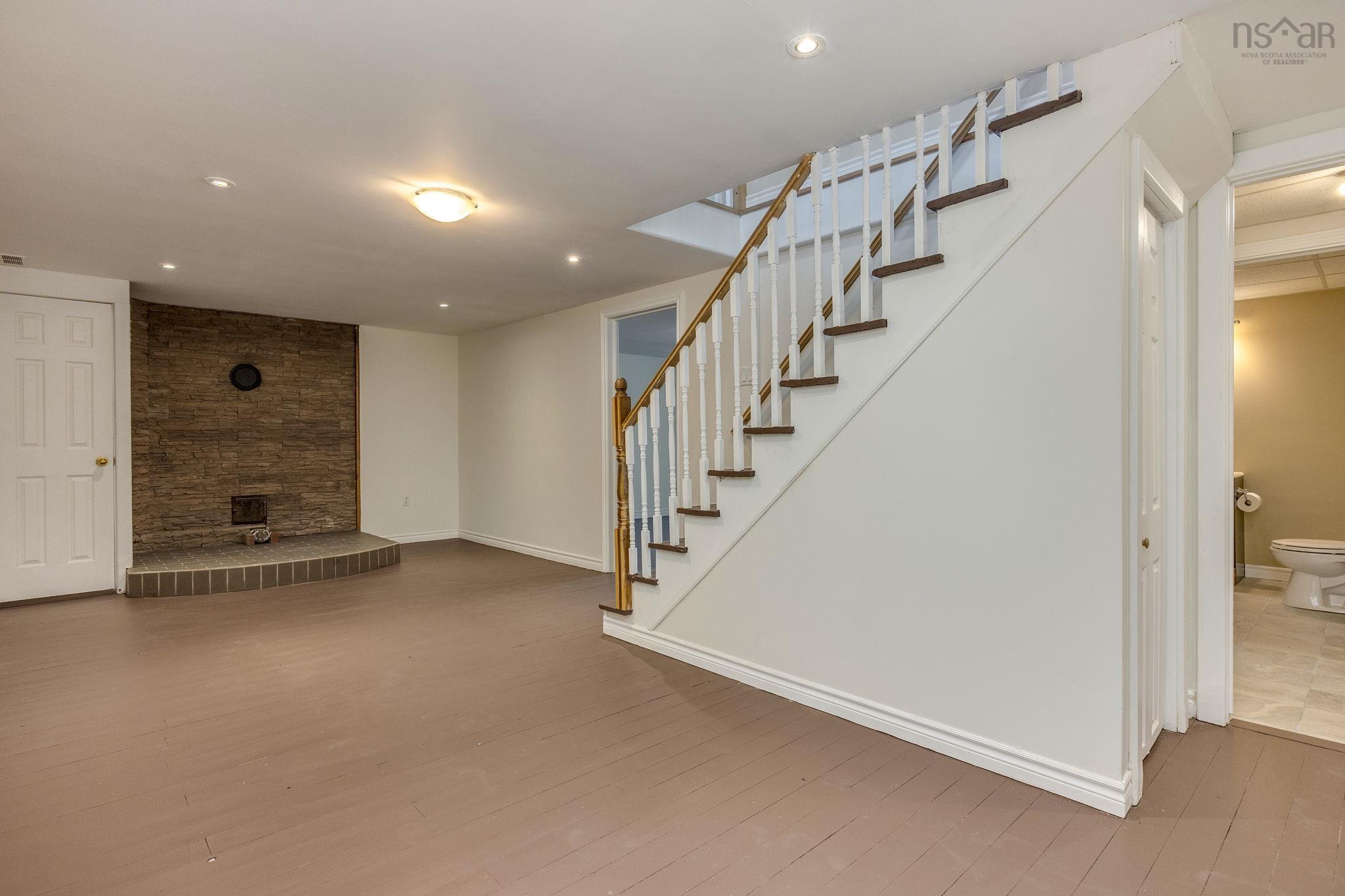 $399,000.00: 990 Mary Avenue, Centreville